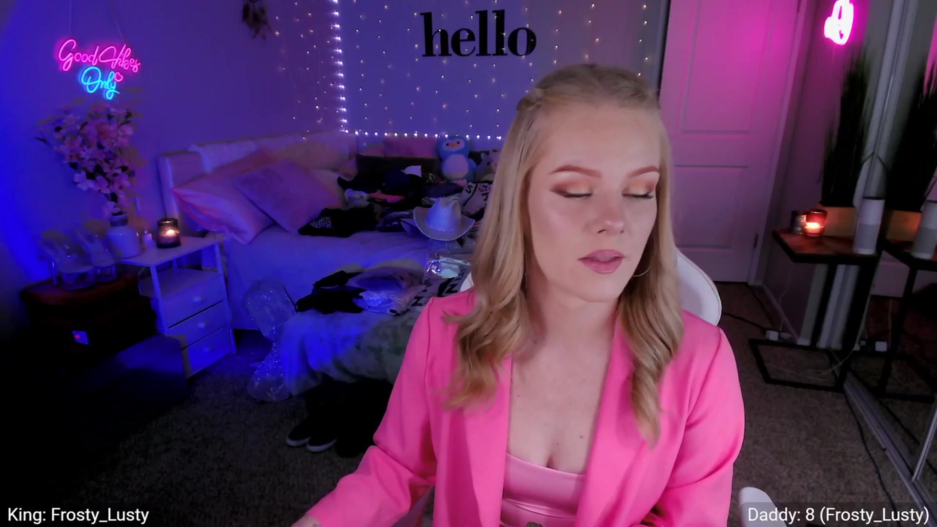 Gallery image thumbnail from AvaMonroe_'s myfreecams stream on, 01/20/2024, 03:14 image 6 of 20