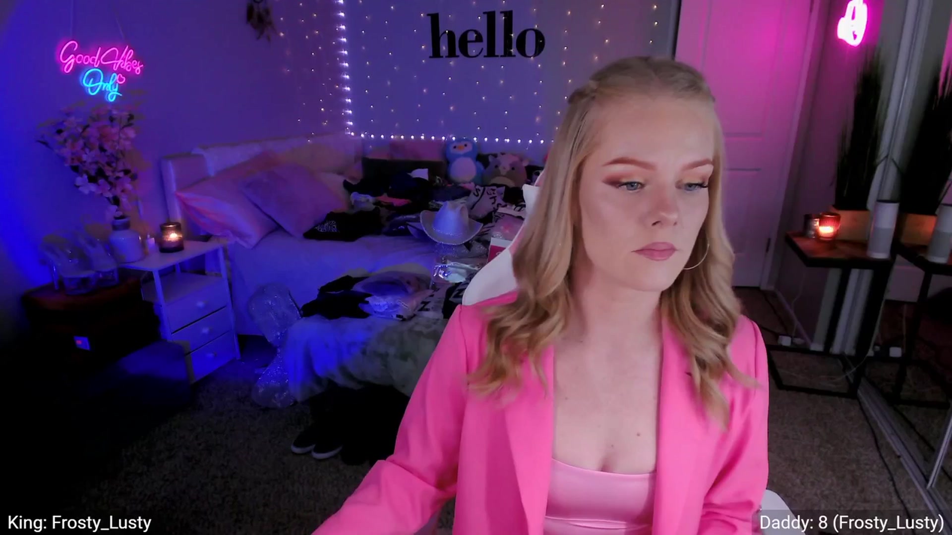 Gallery image thumbnail from AvaMonroe_'s myfreecams stream on, 01/20/2024, 03:14 image 4 of 20