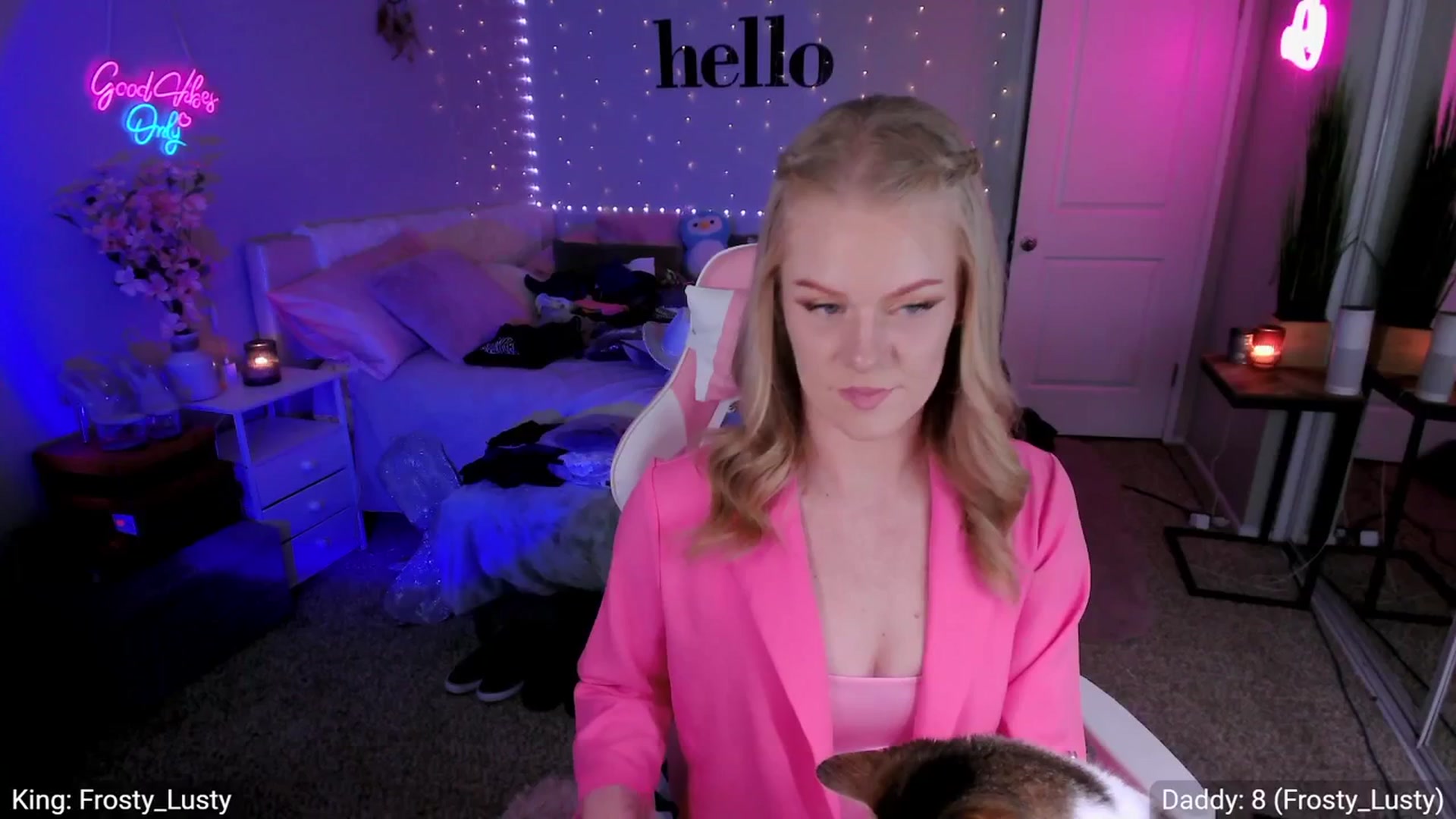 Gallery image thumbnail from AvaMonroe_'s myfreecams stream on, 01/20/2024, 03:14 image 7 of 20