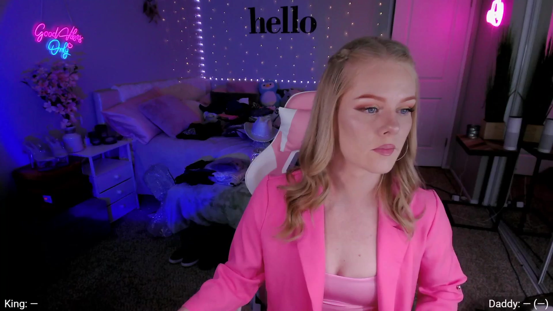 Gallery image thumbnail from AvaMonroe_'s myfreecams stream on, 01/20/2024, 03:14 image 2 of 20