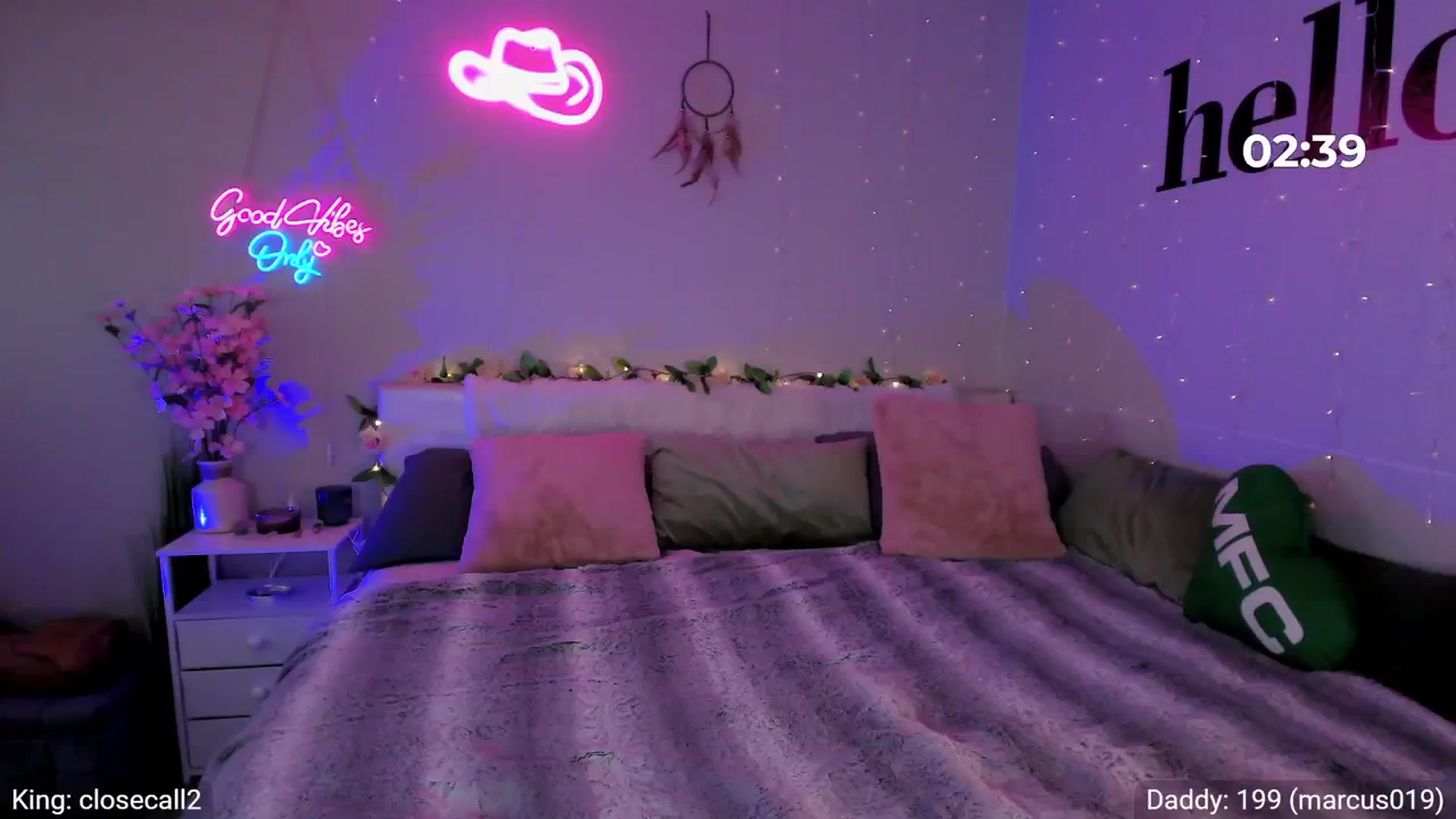 Gallery image thumbnail from AvaMonroe_'s myfreecams stream on, 02/03/2024, 04:29 image 16 of 20