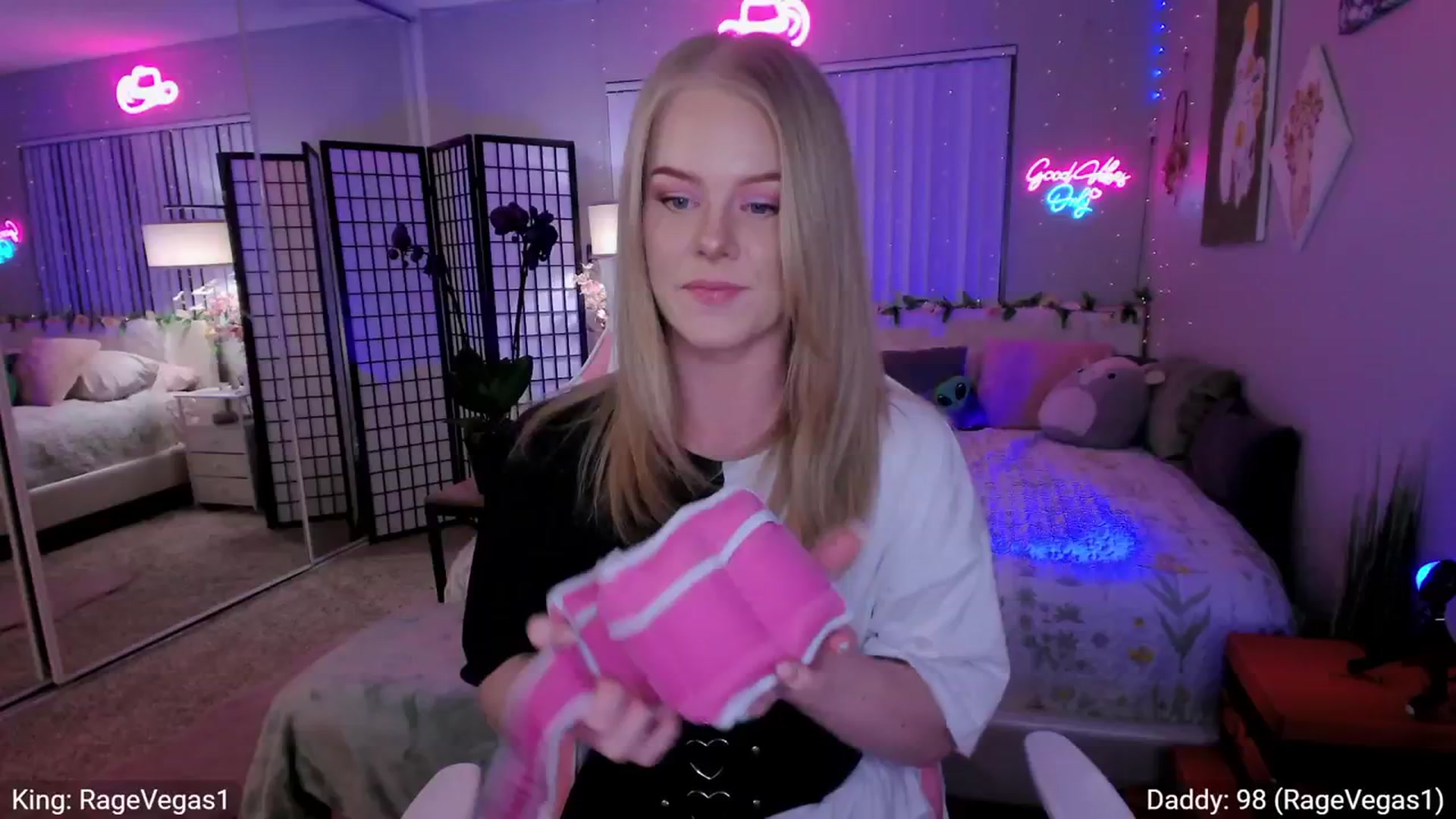 Gallery image thumbnail from AvaMonroe_'s myfreecams stream on, 02/27/2024, 03:40 image 3 of 20