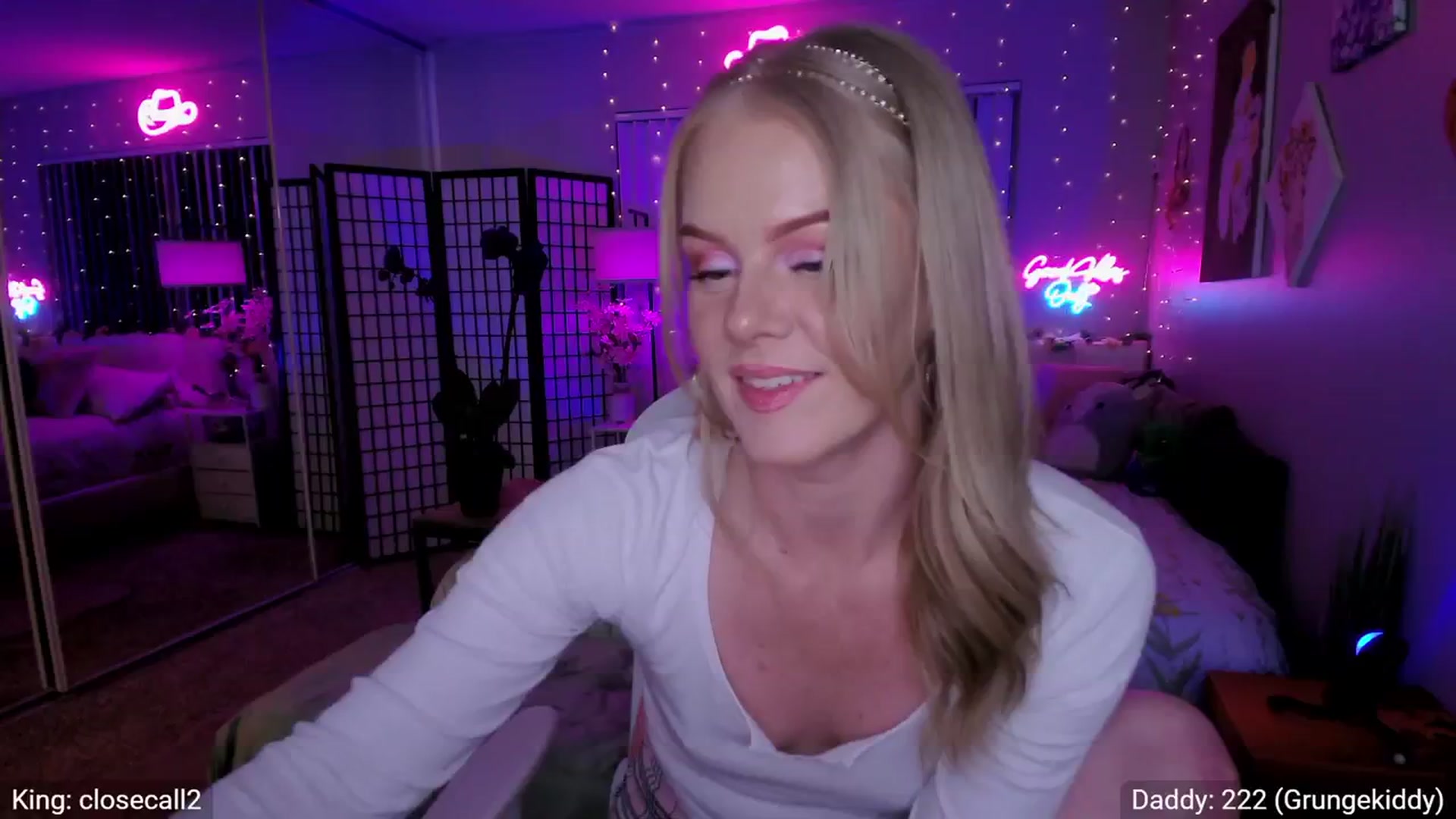 Gallery image thumbnail from AvaMonroe_'s myfreecams stream on, 02/28/2024, 05:16 image 12 of 20