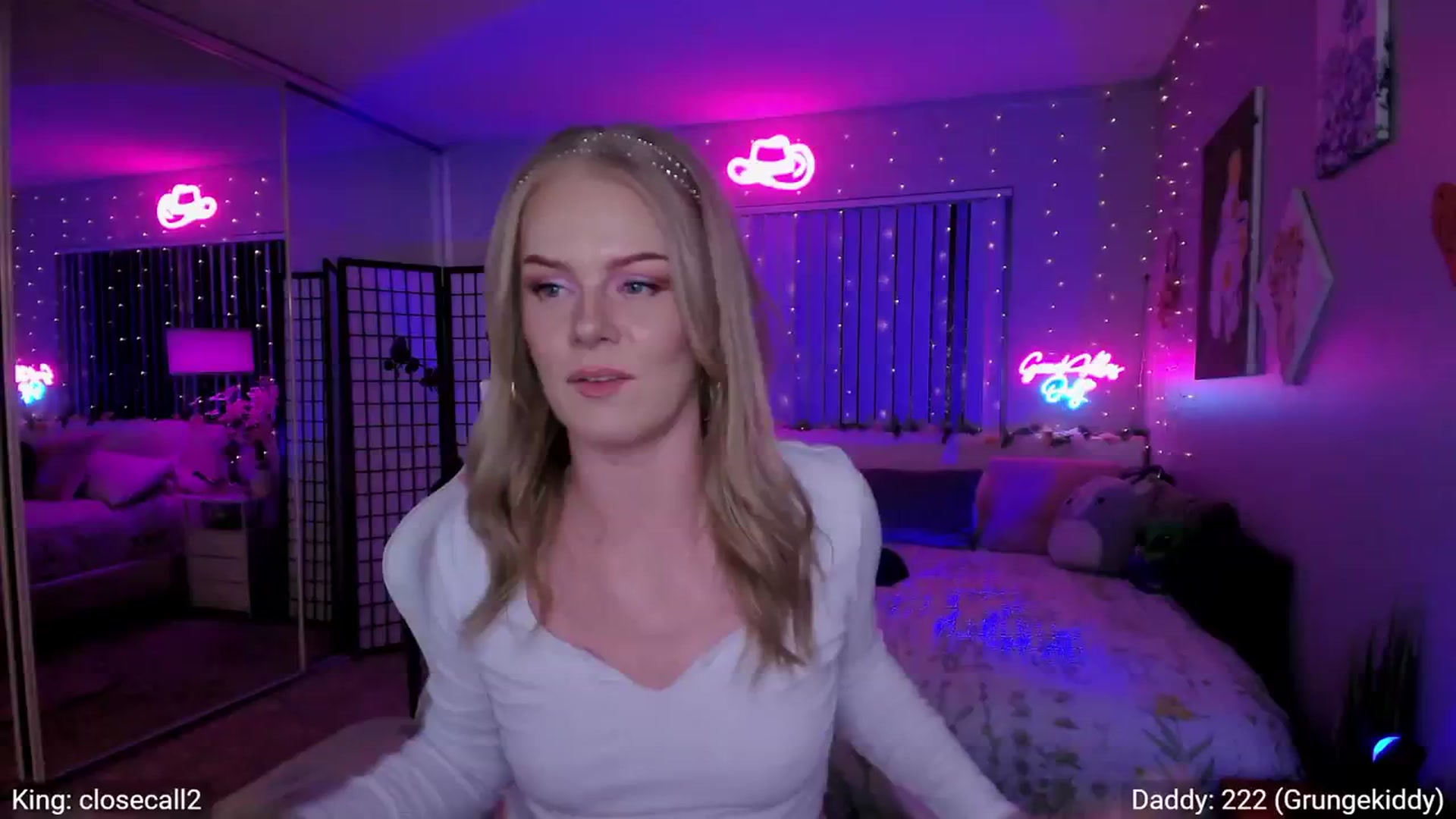 Gallery image thumbnail from AvaMonroe_'s myfreecams stream on, 02/28/2024, 05:16 image 11 of 20