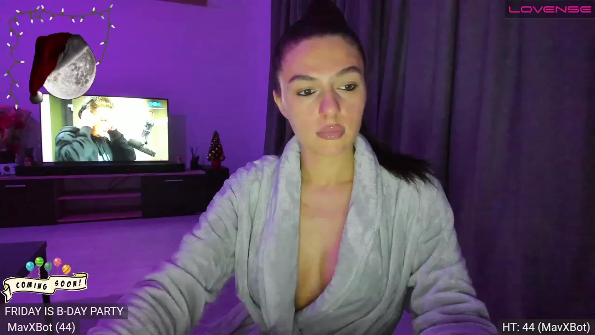 Gallery image thumbnail from AvaMoonlight's myfreecams stream on, 12/07/2022, 22:25 image 9 of 20
