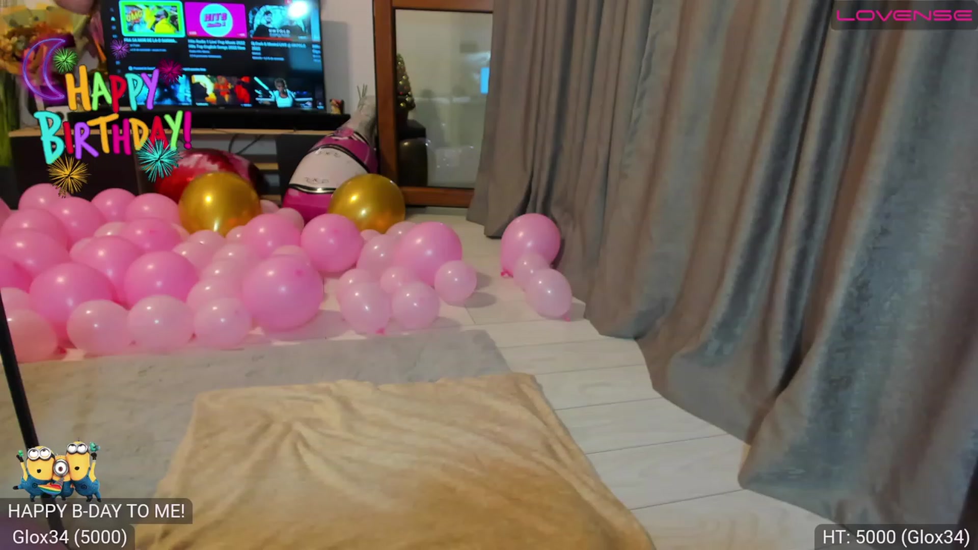 Gallery image thumbnail from AvaMoonlight's myfreecams stream on, 12/09/2022, 16:04 image 3 of 20