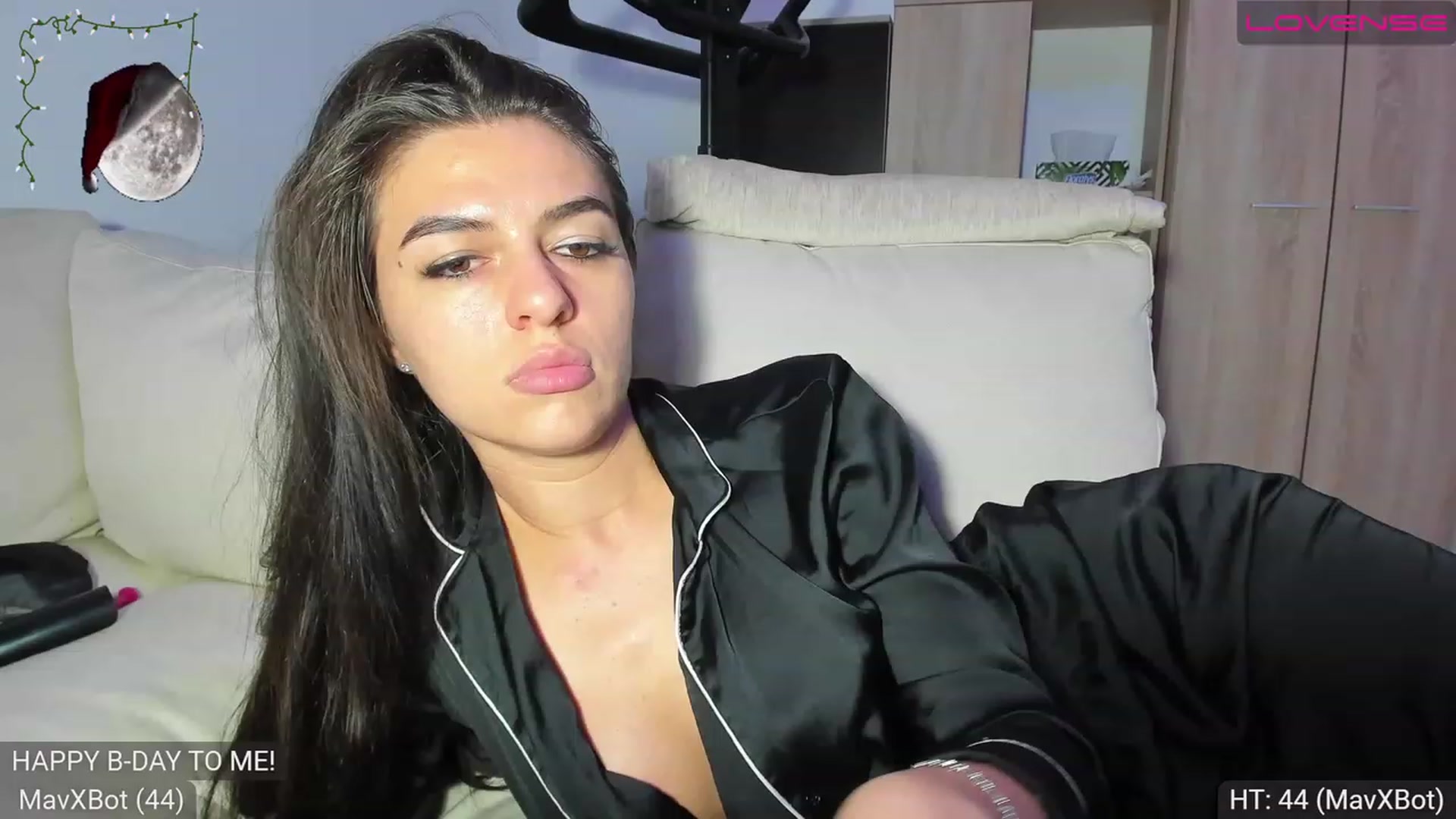 Gallery image thumbnail from AvaMoonlight's myfreecams stream on, 12/12/2022, 24:03 image 14 of 20
