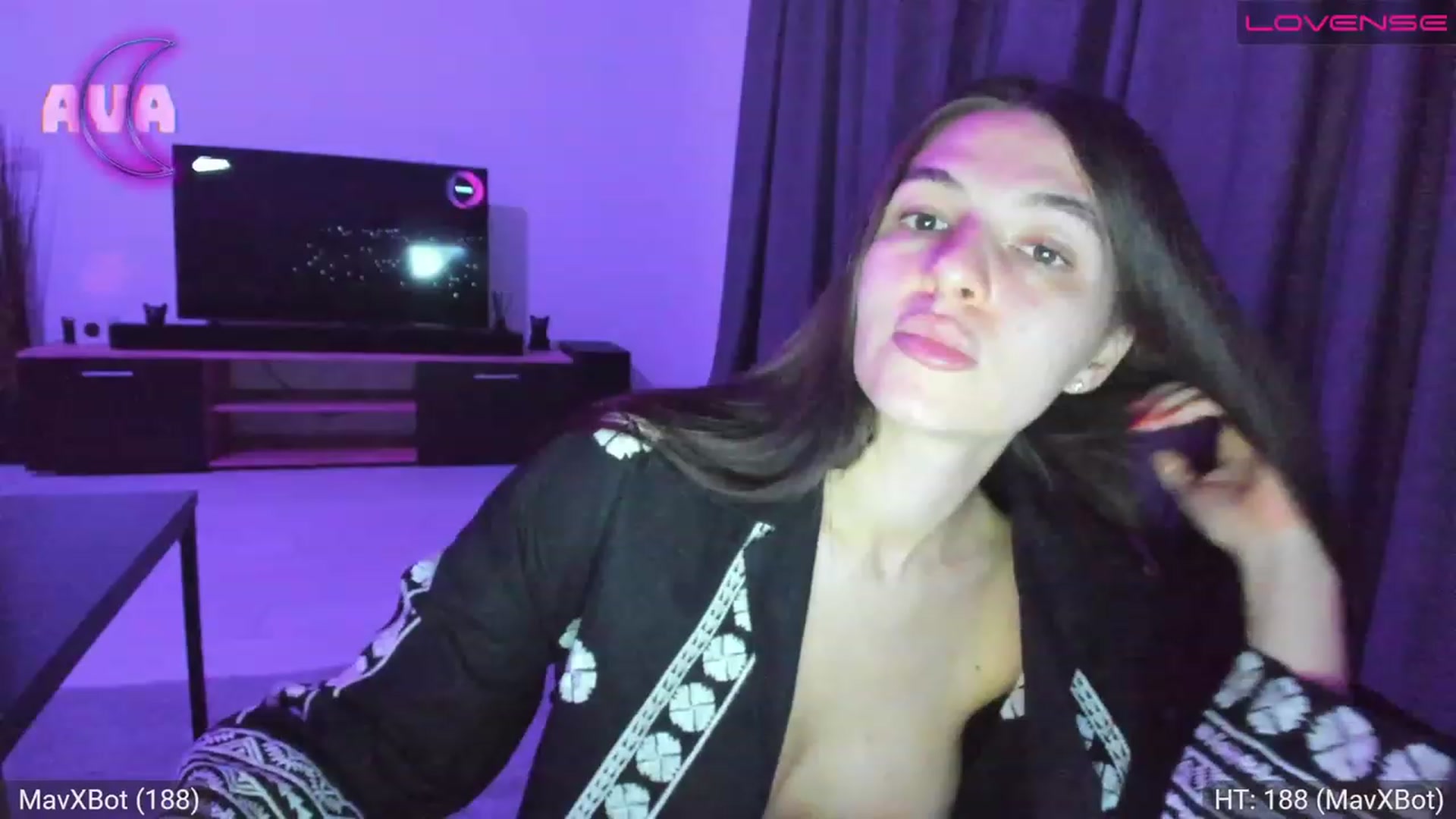 Gallery image thumbnail from AvaMoonlight's myfreecams stream on, 01/04/2023, 24:04 image 15 of 20
