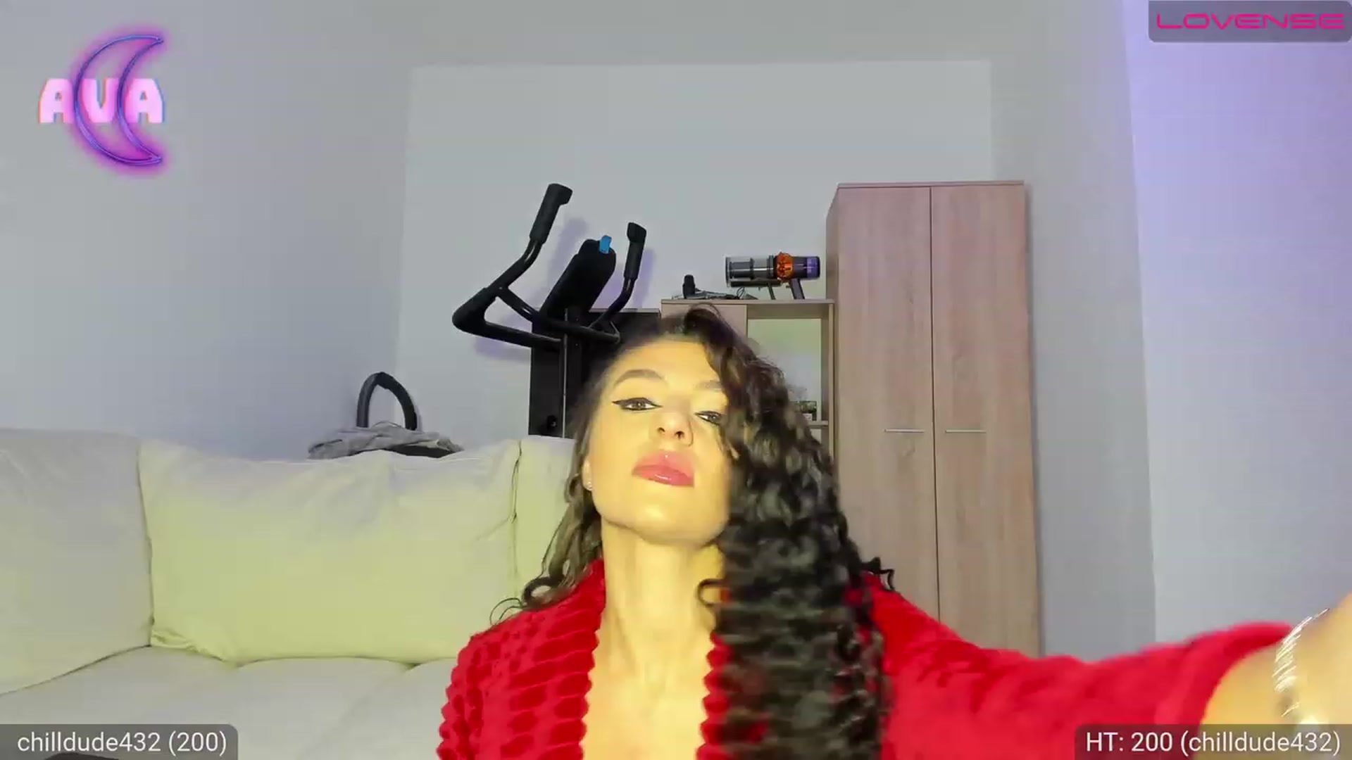 Gallery image thumbnail from AvaMoonlight's myfreecams stream on, 01/08/2023, 24:57 image 11 of 20