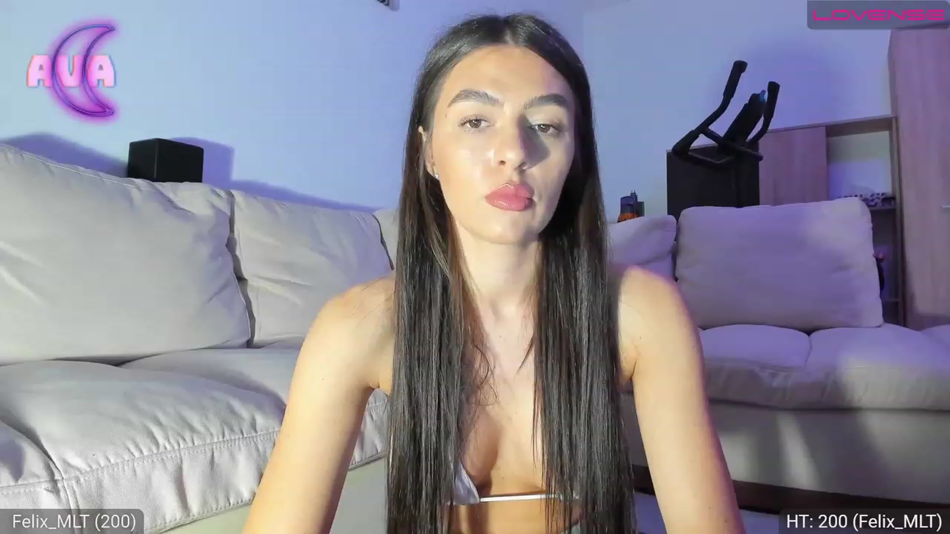 Gallery image thumbnail from AvaMoonlight's myfreecams stream on, 02/01/2023, 17:30 image 19 of 20