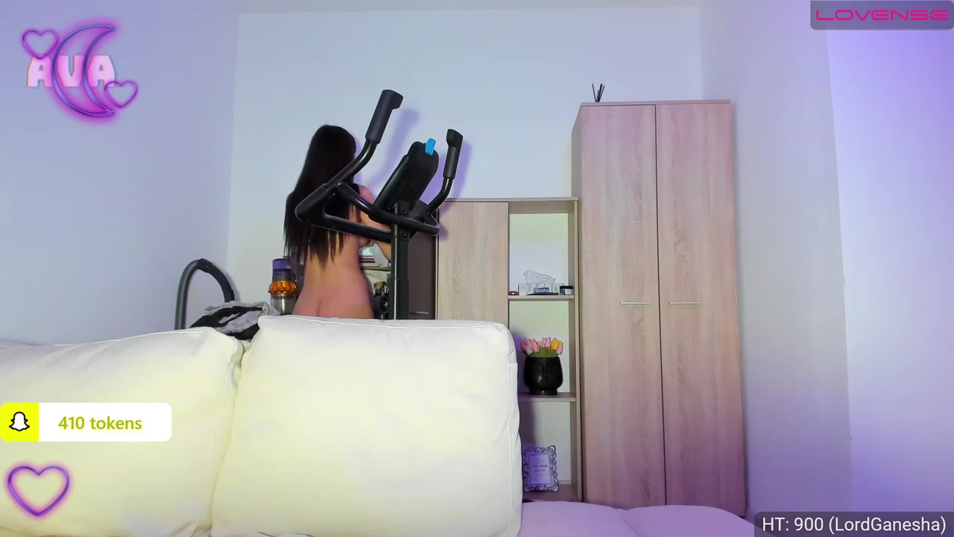 Gallery image thumbnail from AvaMoonlight's myfreecams stream on, 02/27/2023, 24:07 image 14 of 20