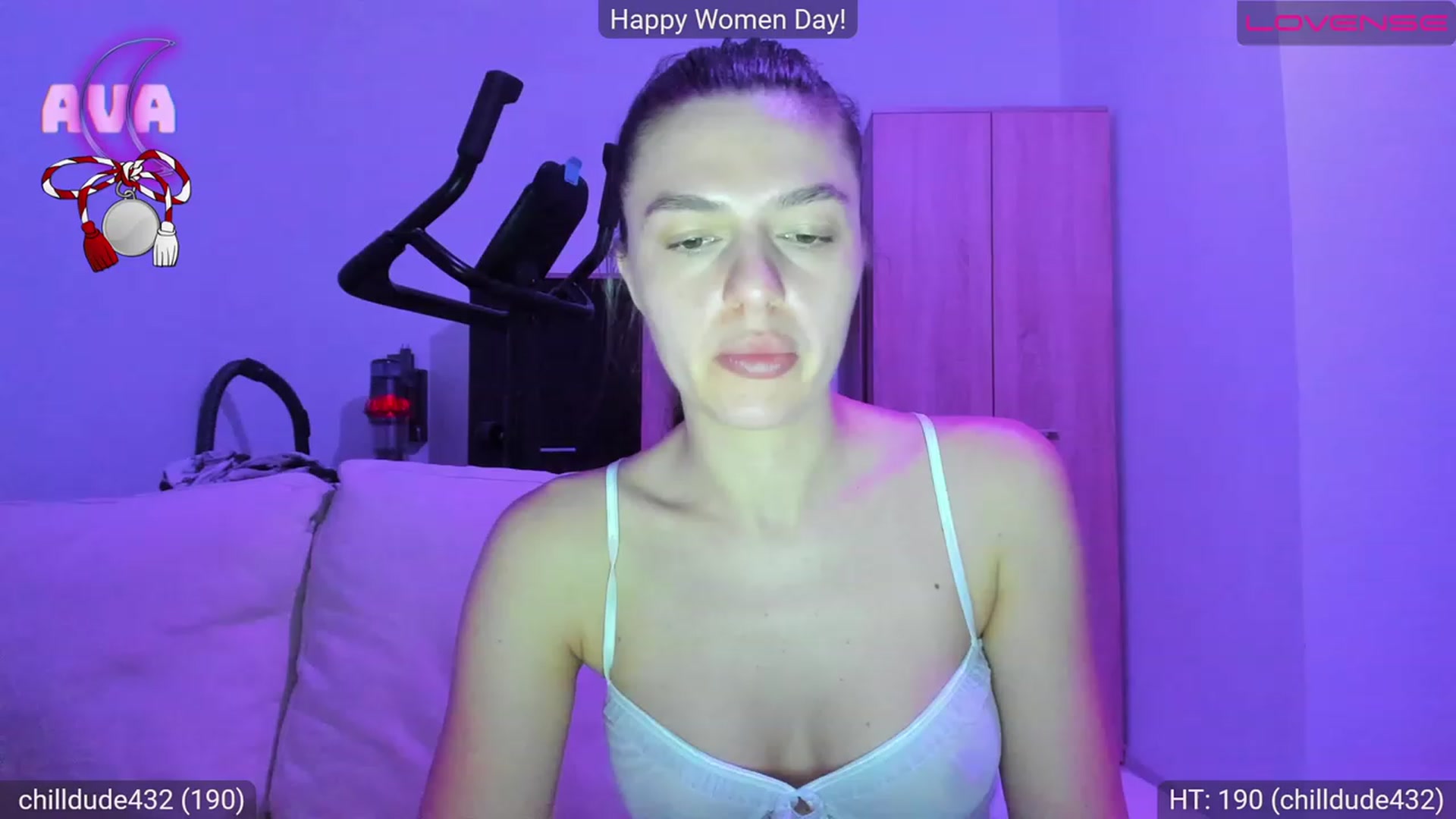 Gallery image thumbnail from AvaMoonlight's myfreecams stream on, 03/09/2023, 24:02 image 10 of 20