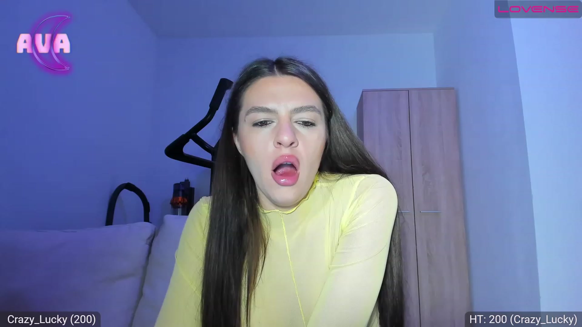 Gallery image thumbnail from AvaMoonlight's myfreecams stream on, 03/10/2023, 24:02 image 20 of 20