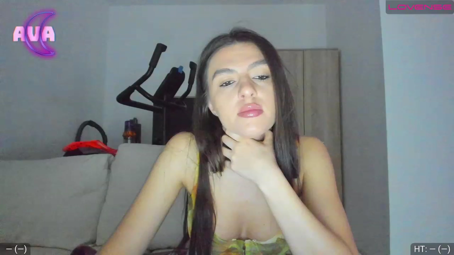 Gallery image thumbnail from AvaMoonlight's myfreecams stream on, 03/15/2023, 16:56 image 3 of 20