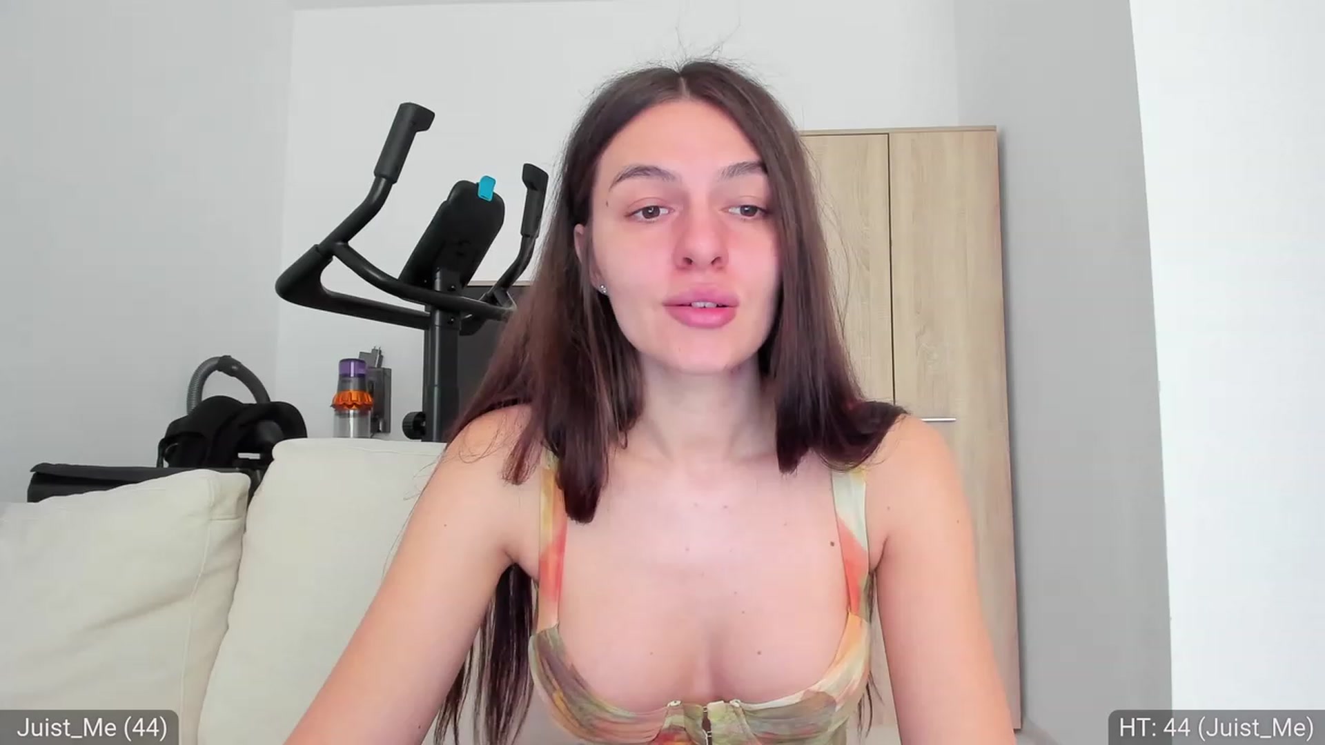 Gallery image thumbnail from AvaMoonlight's myfreecams stream on, 03/19/2023, 16:45 image 1 of 20