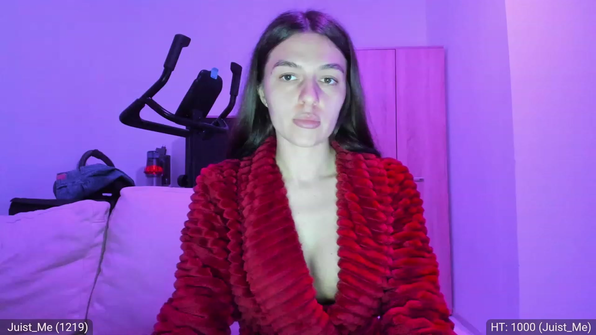 Gallery image thumbnail from AvaMoonlight's myfreecams stream on, 03/19/2023, 16:45 image 17 of 20