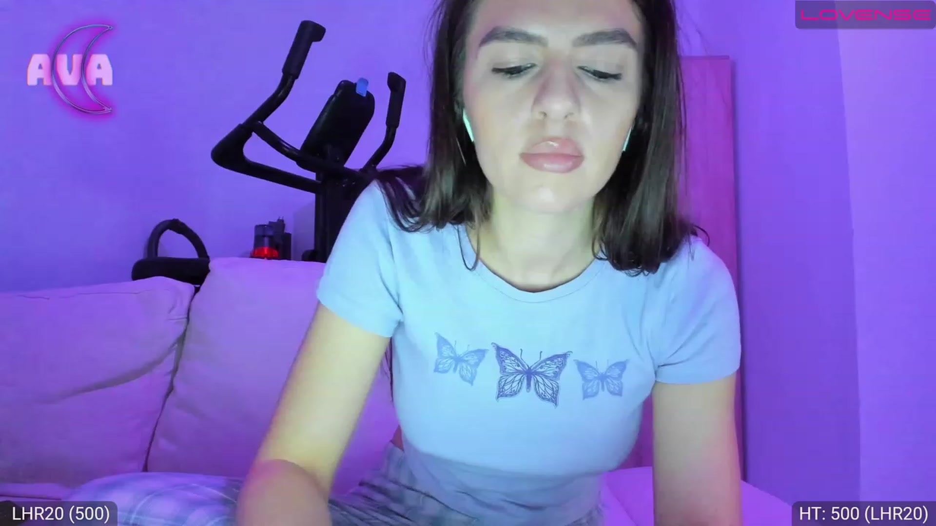 Gallery image thumbnail from AvaMoonlight's myfreecams stream on, 03/24/2023, 01:13 image 4 of 20