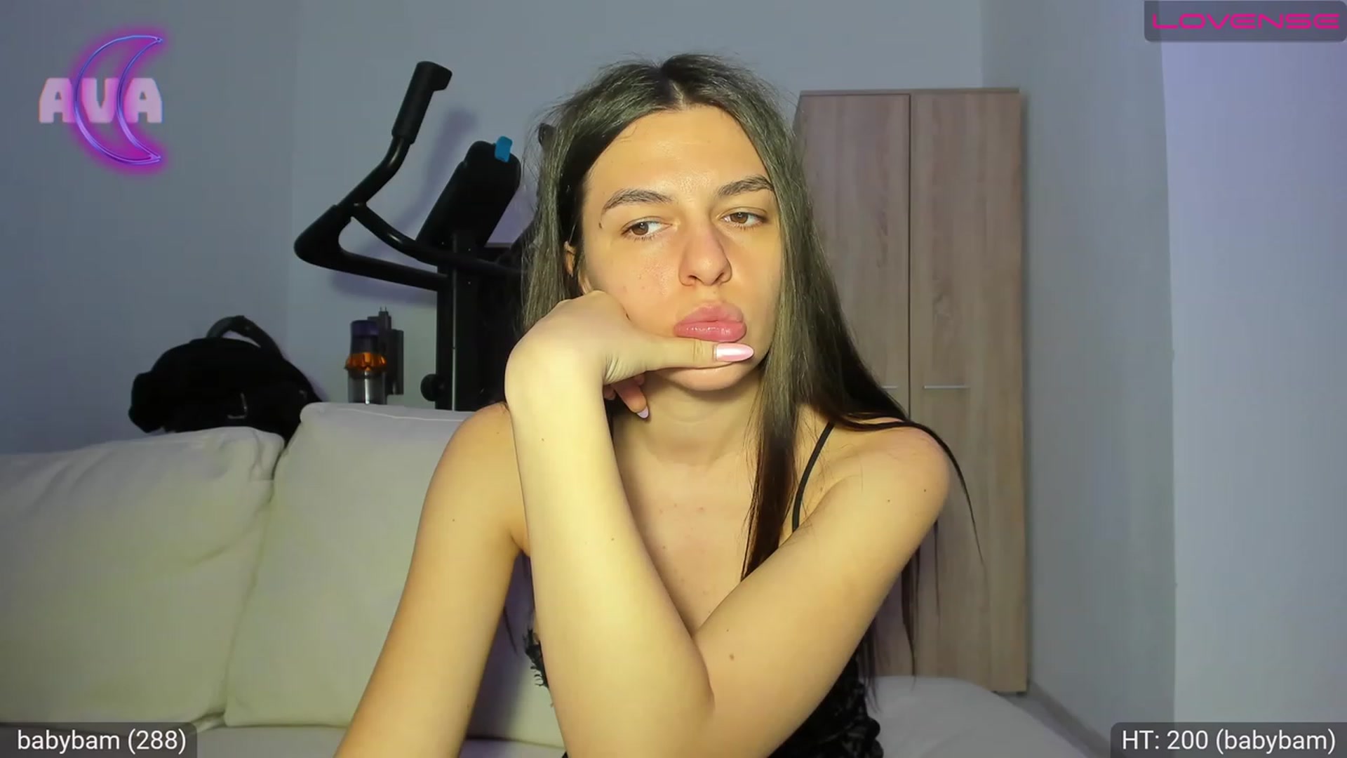 Gallery image thumbnail from AvaMoonlight's myfreecams stream on, 03/25/2023, 17:24 image 14 of 20