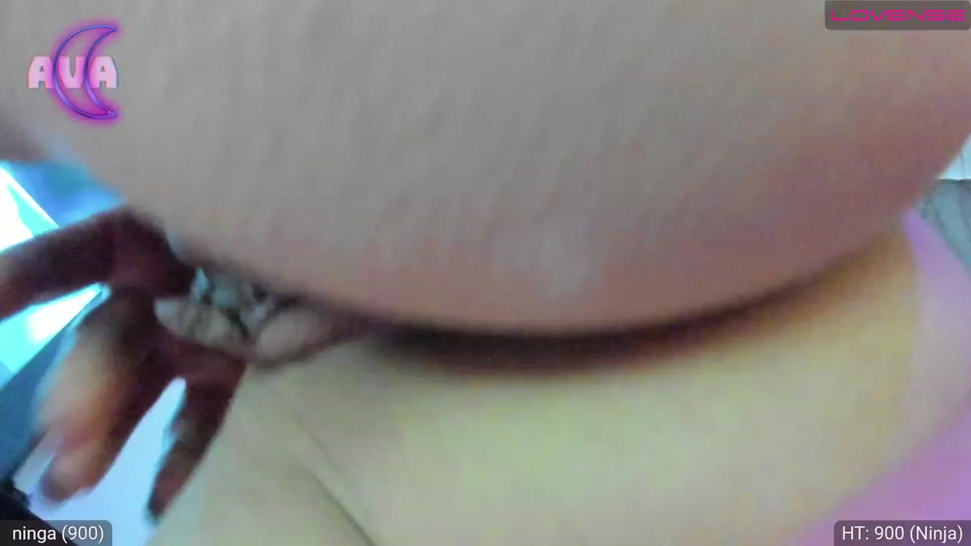 Gallery image thumbnail from AvaMoonlight's myfreecams stream on, 03/26/2023, 24:03 image 17 of 20