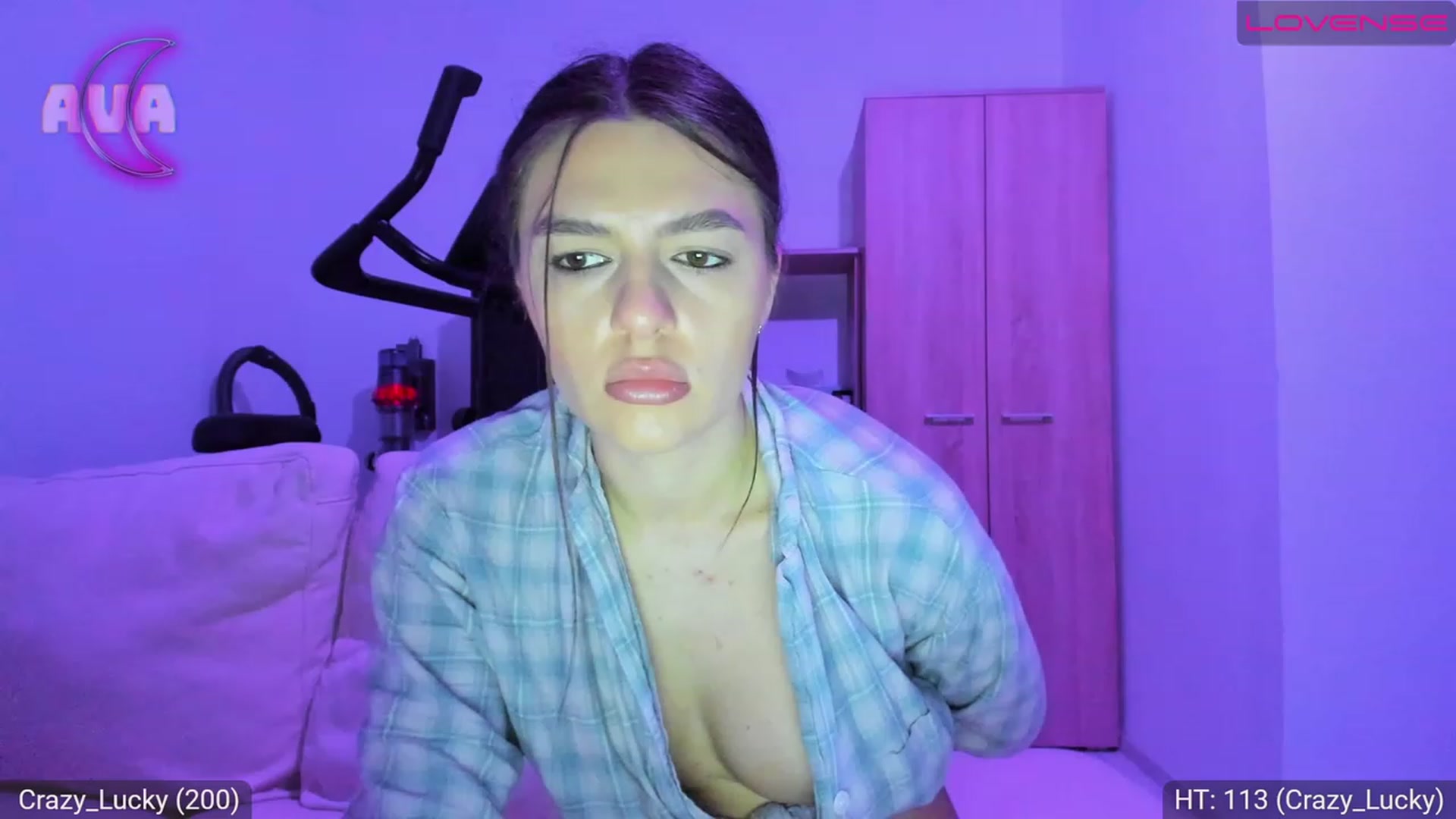 Gallery image thumbnail from AvaMoonlight's myfreecams stream on, 03/30/2023, 23:46 image 11 of 20