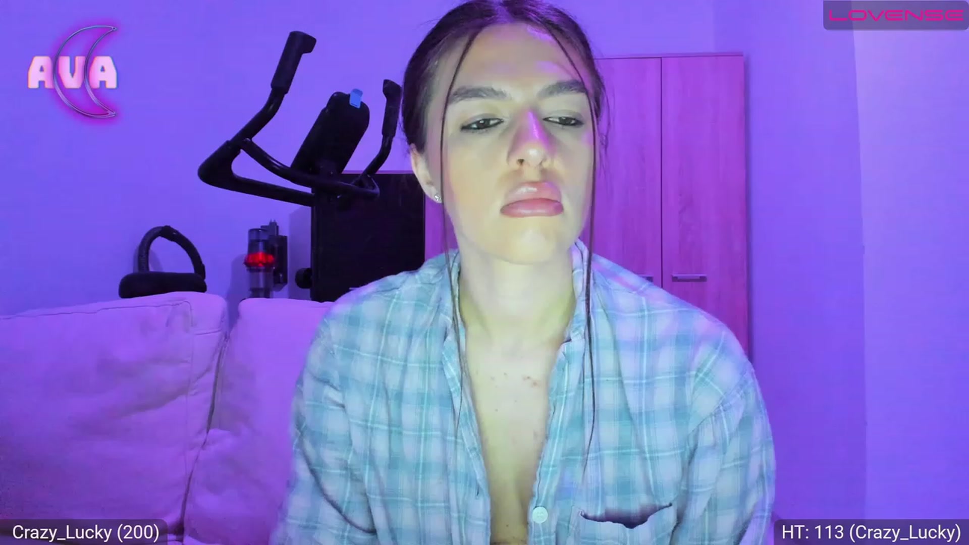 Gallery image thumbnail from AvaMoonlight's myfreecams stream on, 03/30/2023, 23:46 image 19 of 20