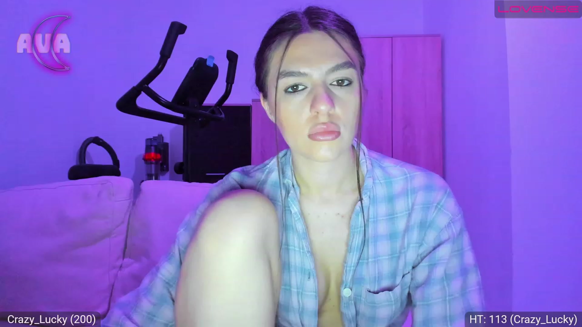 Gallery image thumbnail from AvaMoonlight's myfreecams stream on, 03/30/2023, 23:46 image 5 of 20