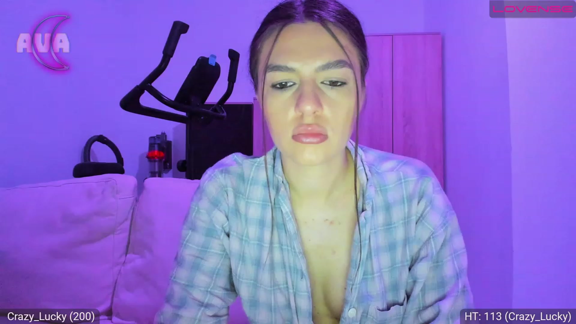 Gallery image thumbnail from AvaMoonlight's myfreecams stream on, 03/30/2023, 23:46 image 9 of 20