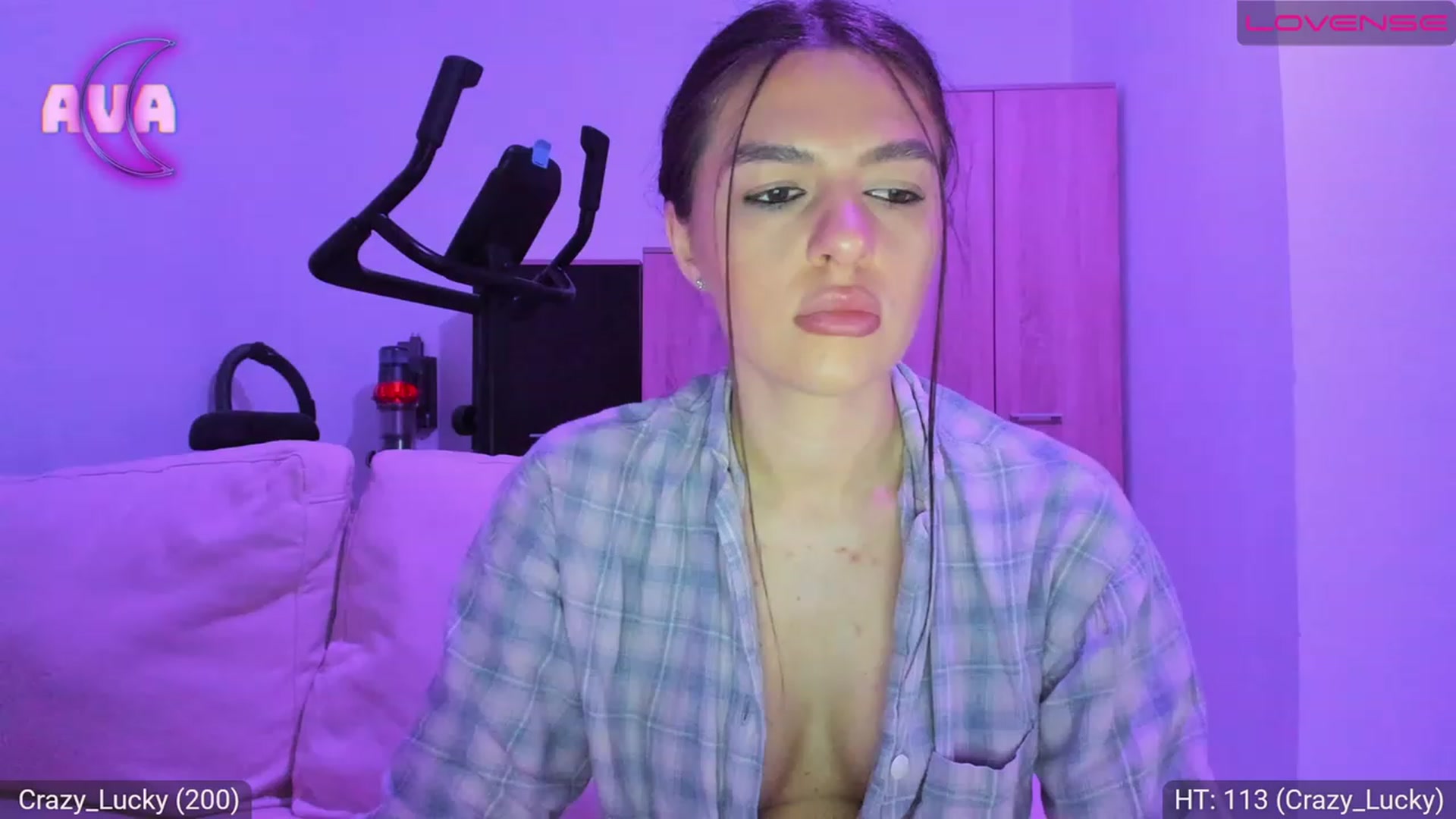 Gallery image thumbnail from AvaMoonlight's myfreecams stream on, 03/30/2023, 23:46 image 14 of 20