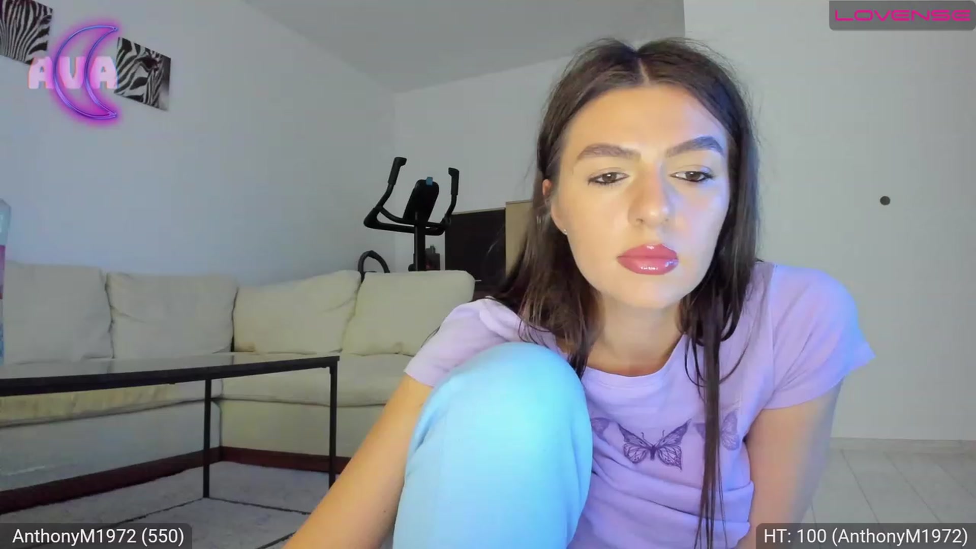 Gallery image thumbnail from AvaMoonlight's myfreecams stream on, 04/03/2023, 15:53 image 10 of 20