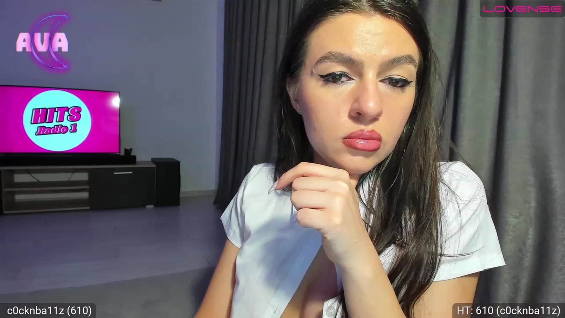 Gallery image thumbnail from AvaMoonlight's myfreecams stream on, 04/13/2023, 22:28 image 13 of 20