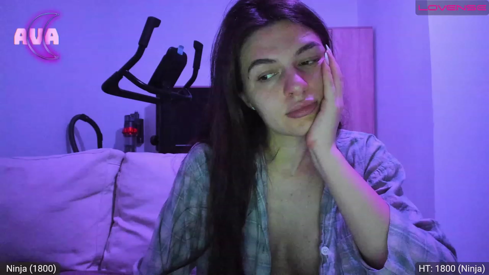 Gallery image thumbnail from AvaMoonlight's myfreecams stream on, 04/17/2023, 23:27 image 13 of 20