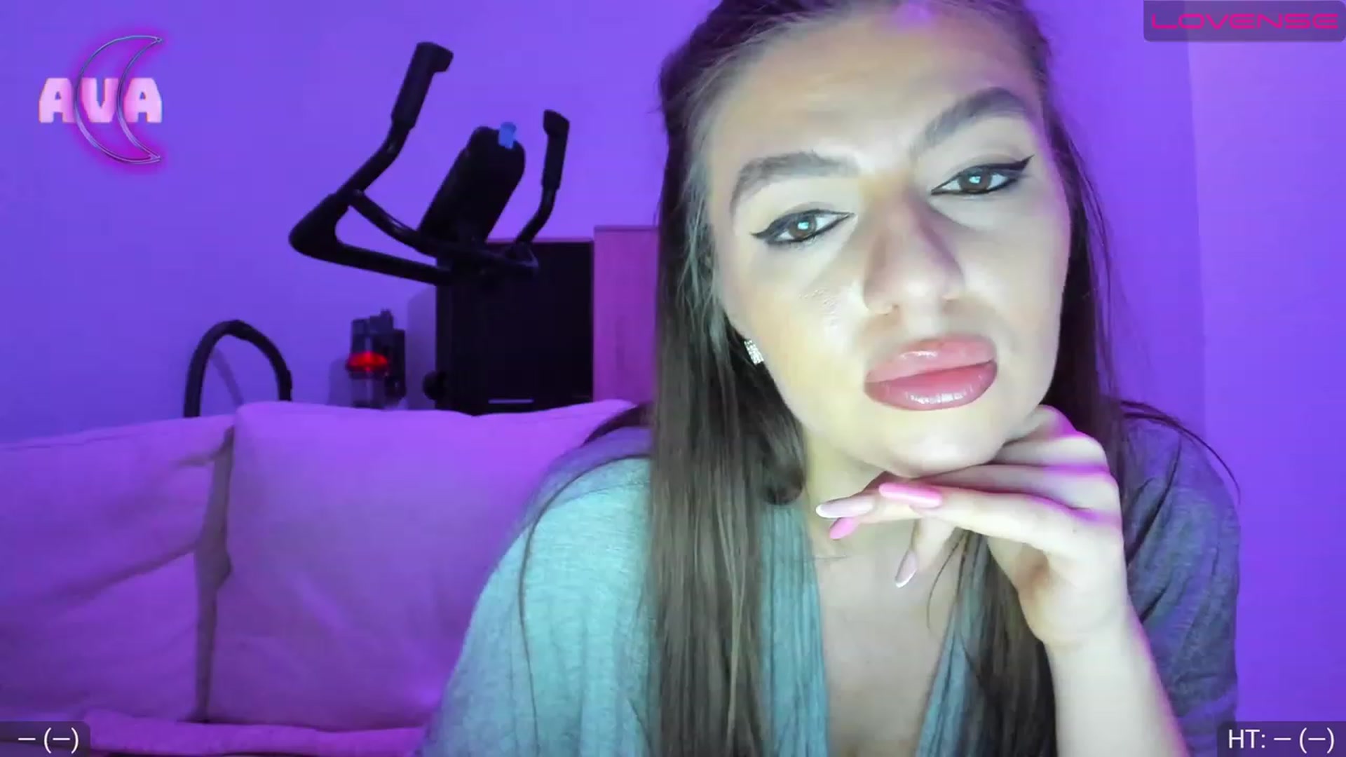 Gallery image thumbnail from AvaMoonlight's myfreecams stream on, 05/12/2023, 24:03 image 4 of 20