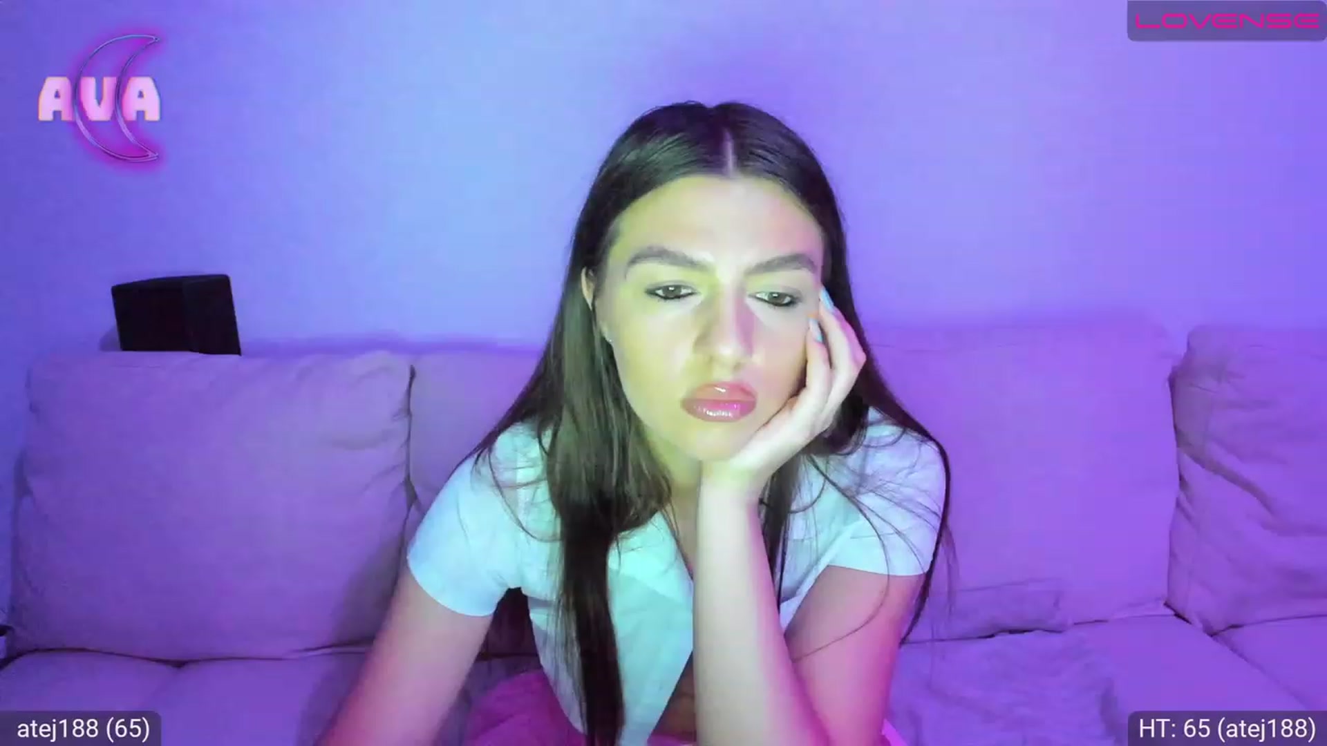 Gallery image thumbnail from AvaMoonlight's myfreecams stream on, 06/01/2023, 23:03 image 5 of 20