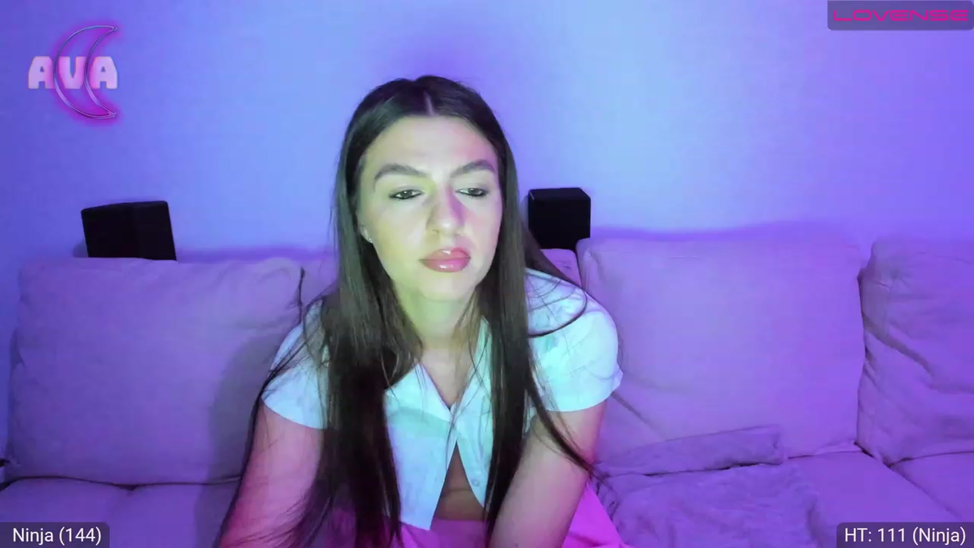 Gallery image thumbnail from AvaMoonlight's myfreecams stream on, 06/01/2023, 23:03 image 8 of 20