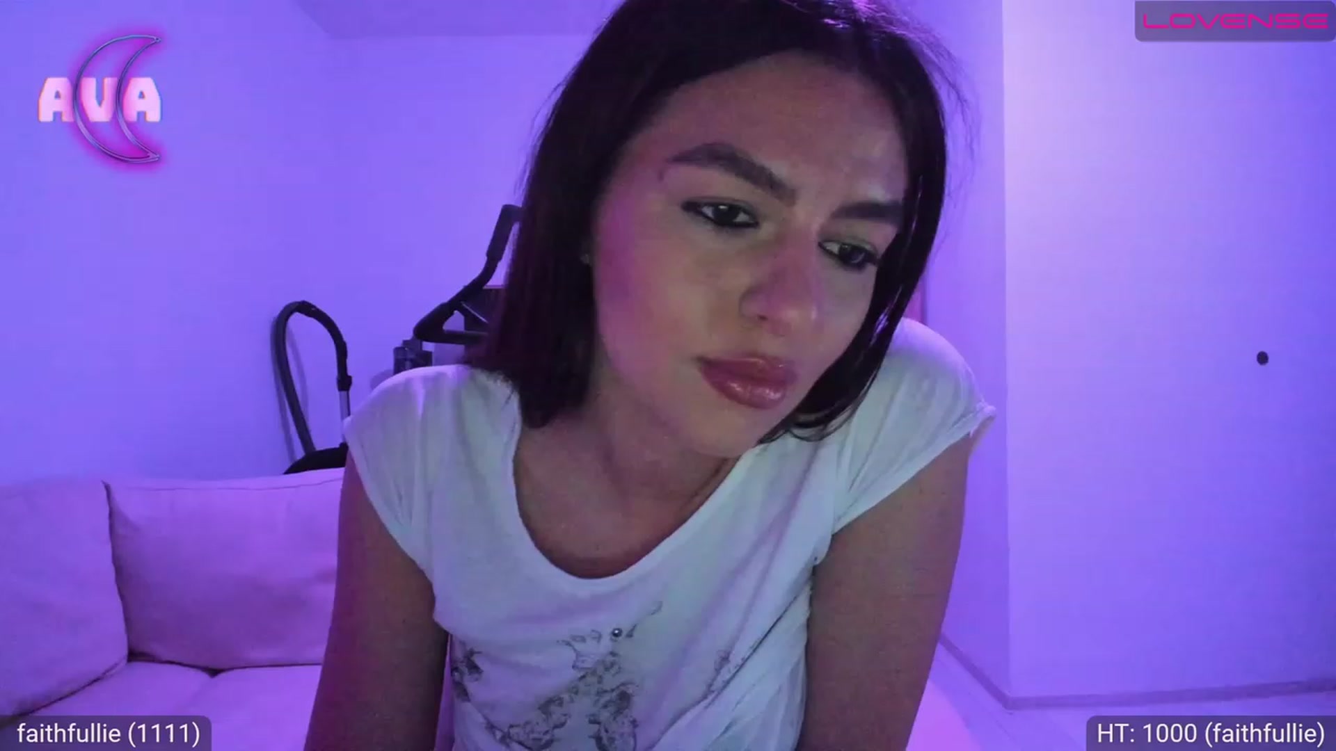 Gallery image thumbnail from AvaMoonlight's myfreecams stream on, 06/10/2023, 24:11 image 3 of 20