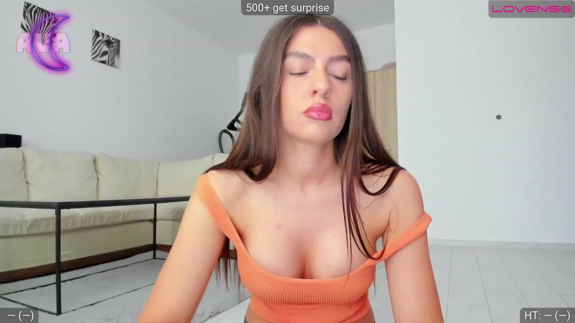 Gallery image thumbnail from AvaMoonlight's myfreecams stream on, 06/13/2023, 16:06 image 1 of 20