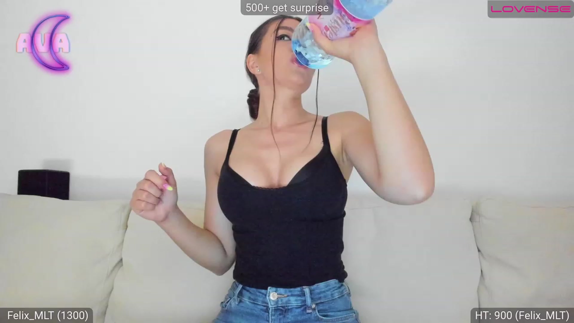 Gallery image thumbnail from AvaMoonlight's myfreecams stream on, 06/19/2023, 23:22 image 12 of 20