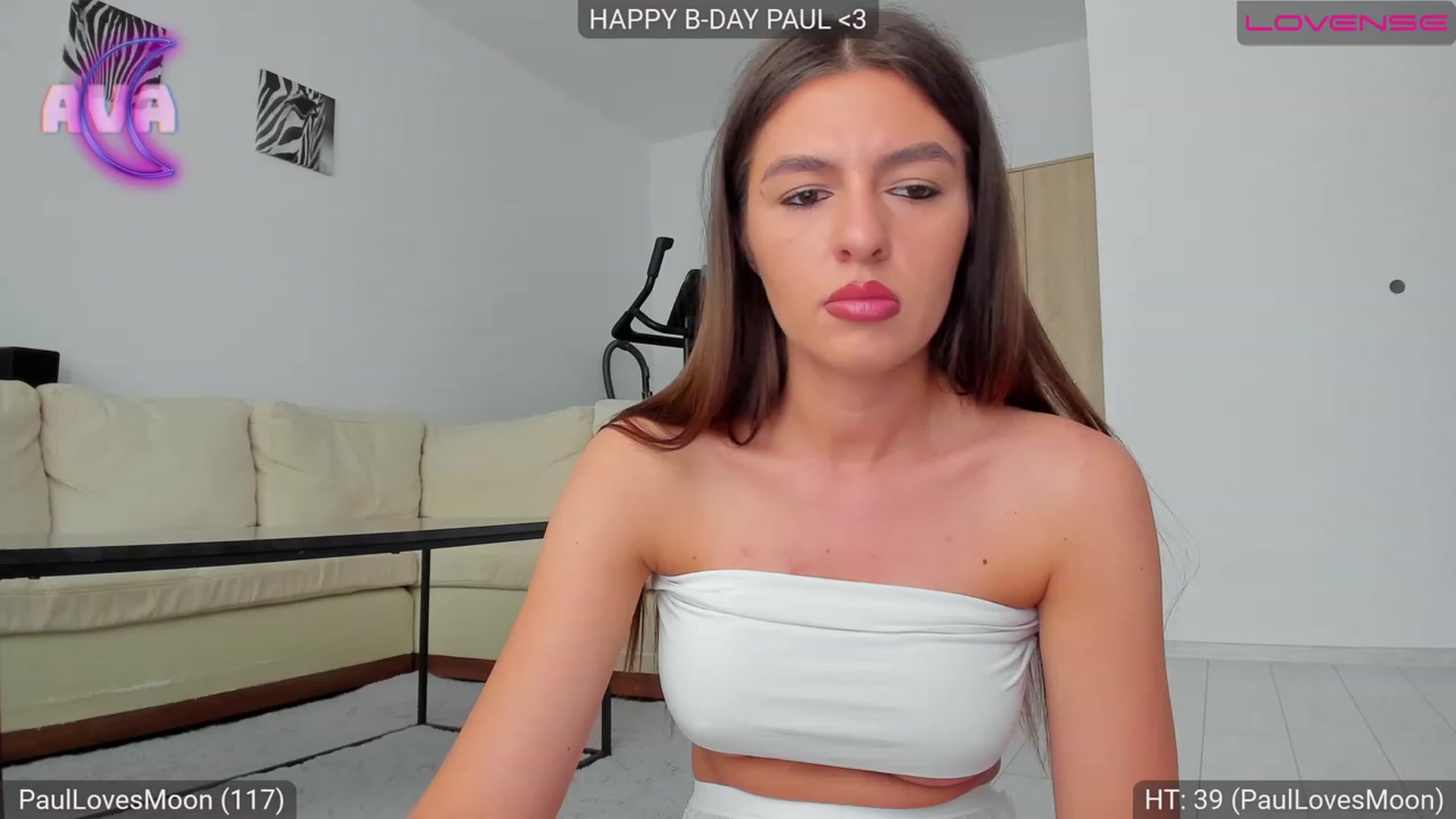 Gallery image thumbnail from AvaMoonlight's myfreecams stream on, 06/29/2023, 15:58 image 10 of 20