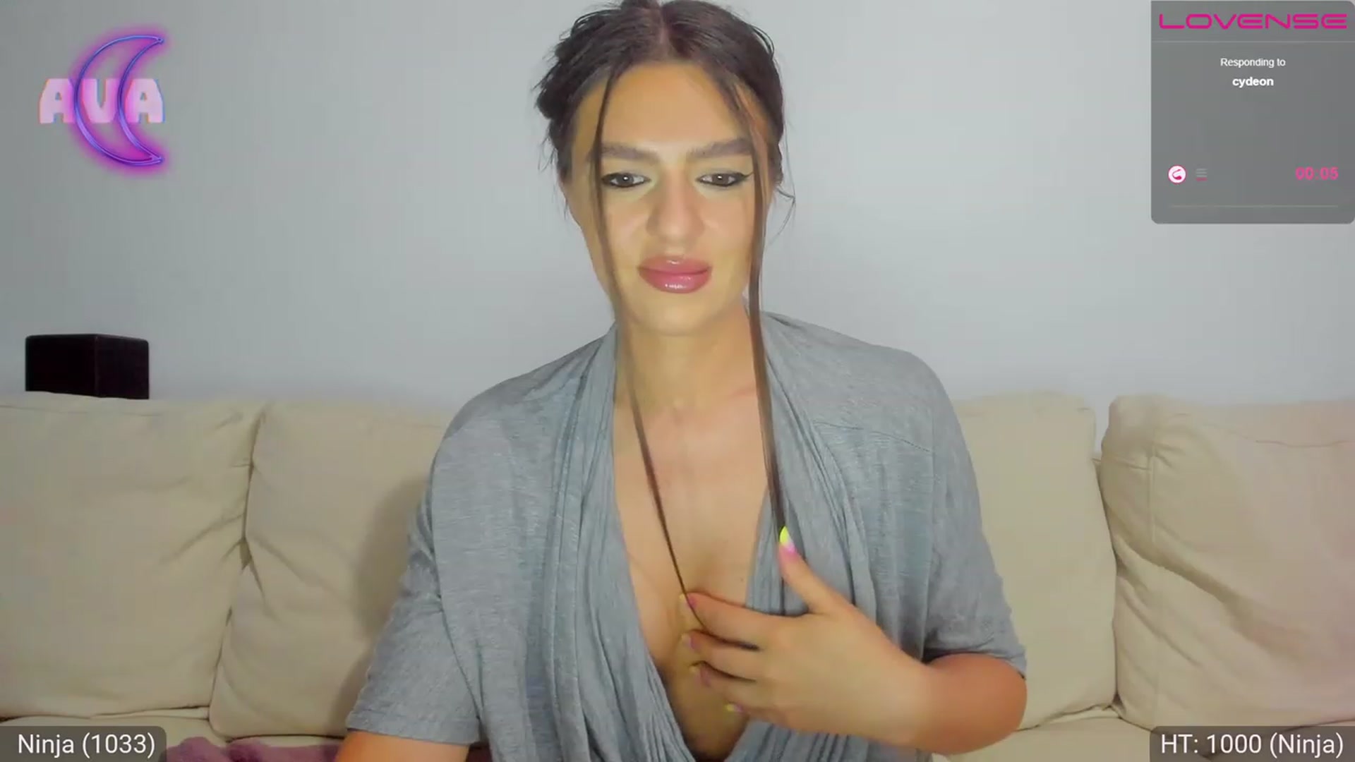 Gallery image thumbnail from AvaMoonlight's myfreecams stream on, 06/30/2023, 23:35 image 10 of 20