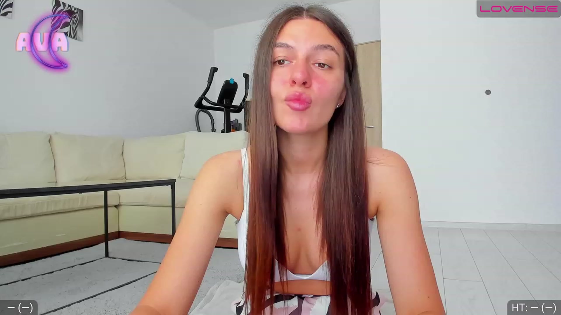 Gallery image thumbnail from AvaMoonlight's myfreecams stream on, 07/03/2023, 14:46 image 4 of 20