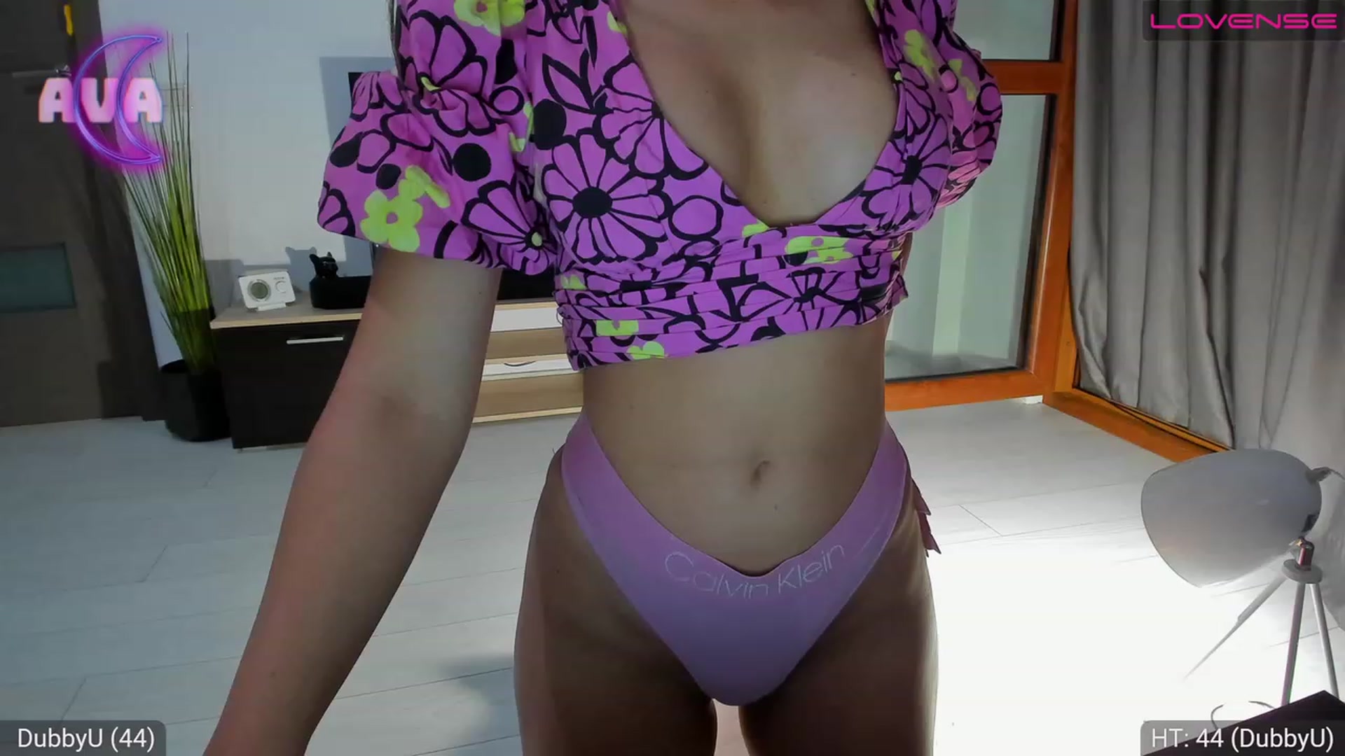 Gallery image thumbnail from AvaMoonlight's myfreecams stream on, 07/11/2023, 23:12 image 5 of 20