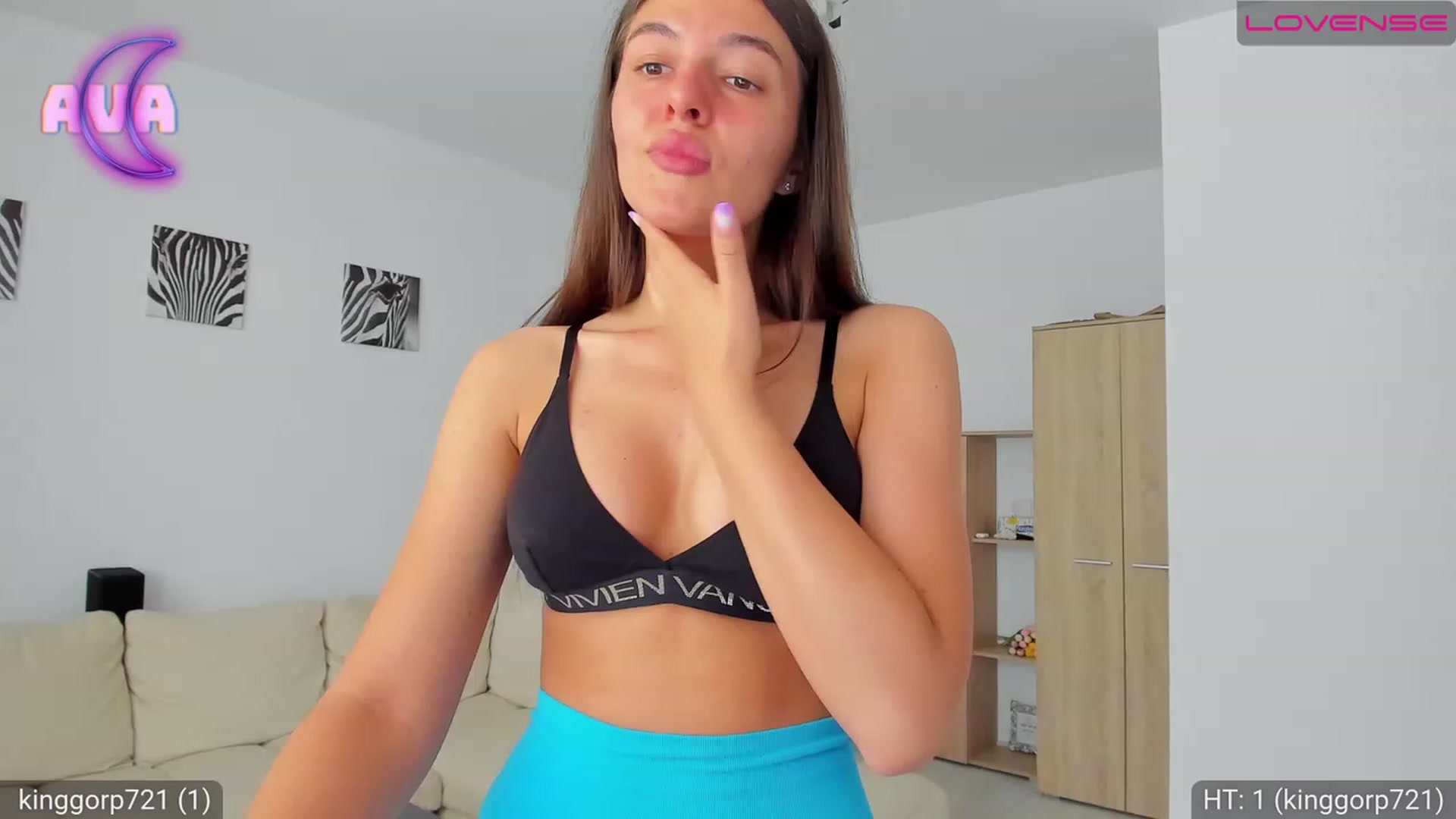 Gallery image thumbnail from AvaMoonlight's myfreecams stream on, 07/17/2023, 16:02 image 4 of 20