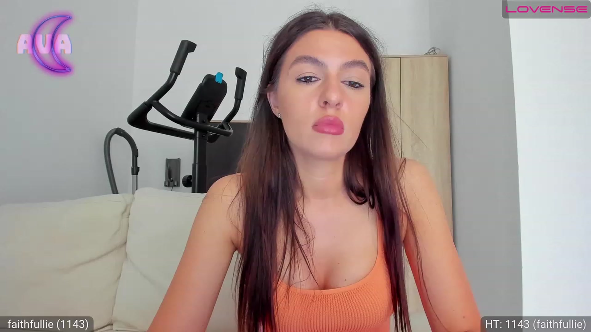 Gallery image thumbnail from AvaMoonlight's myfreecams stream on, 07/18/2023, 16:21 image 9 of 20