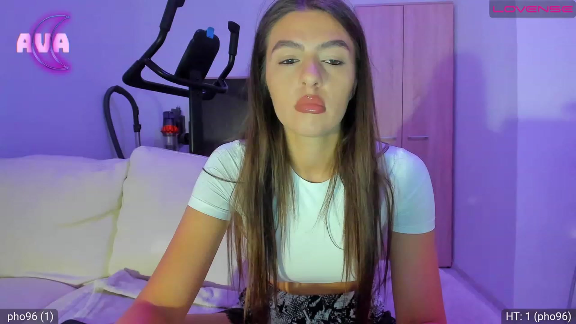 Gallery image thumbnail from AvaMoonlight's myfreecams stream on, 08/07/2023, 22:25 image 4 of 20