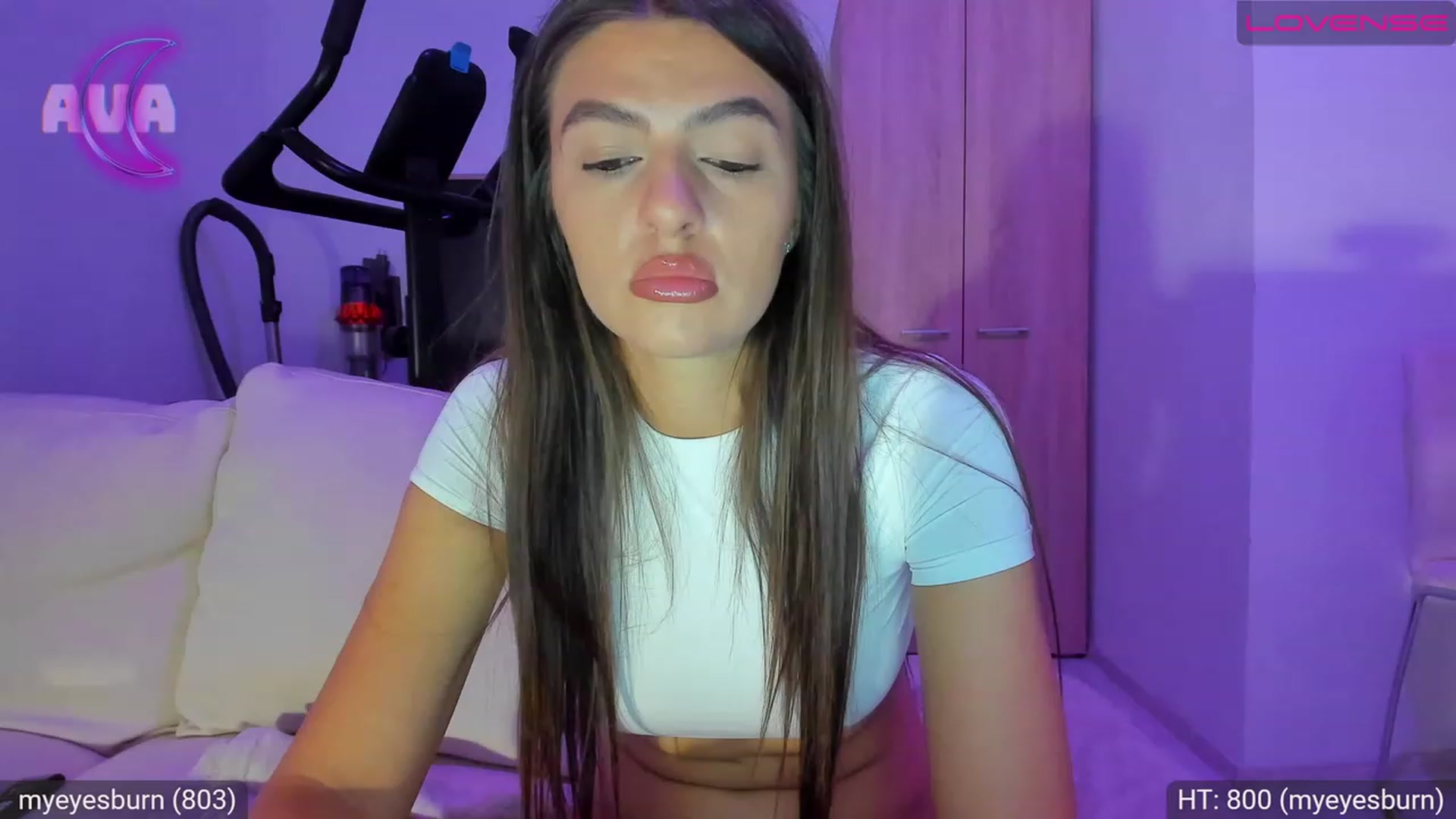 Gallery image thumbnail from AvaMoonlight's myfreecams stream on, 08/07/2023, 23:54 image 14 of 20