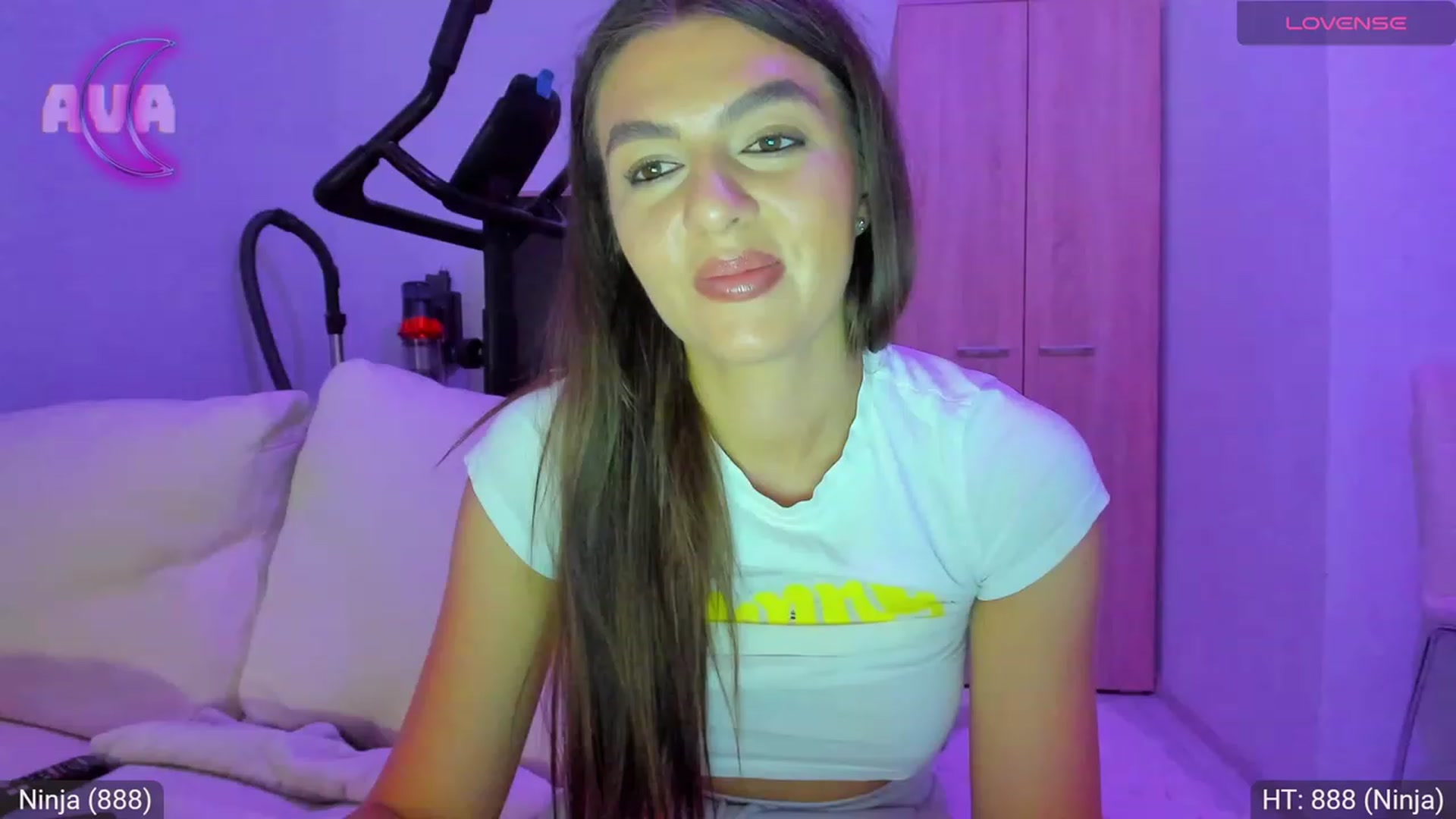 Gallery image thumbnail from AvaMoonlight's myfreecams stream on, 08/20/2023, 24:00 image 2 of 20