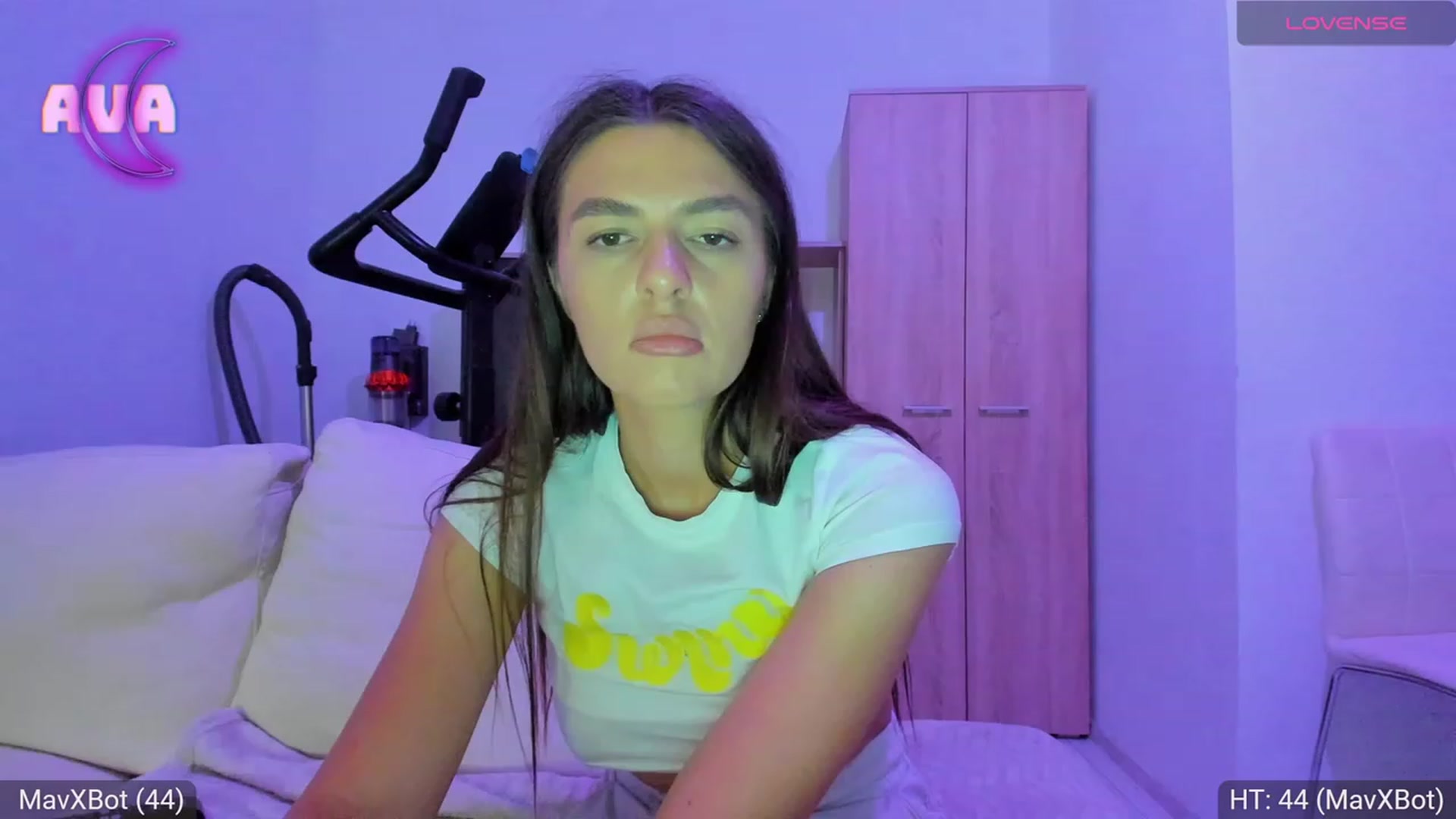 Gallery image thumbnail from AvaMoonlight's myfreecams stream on, 08/20/2023, 21:50 image 12 of 20