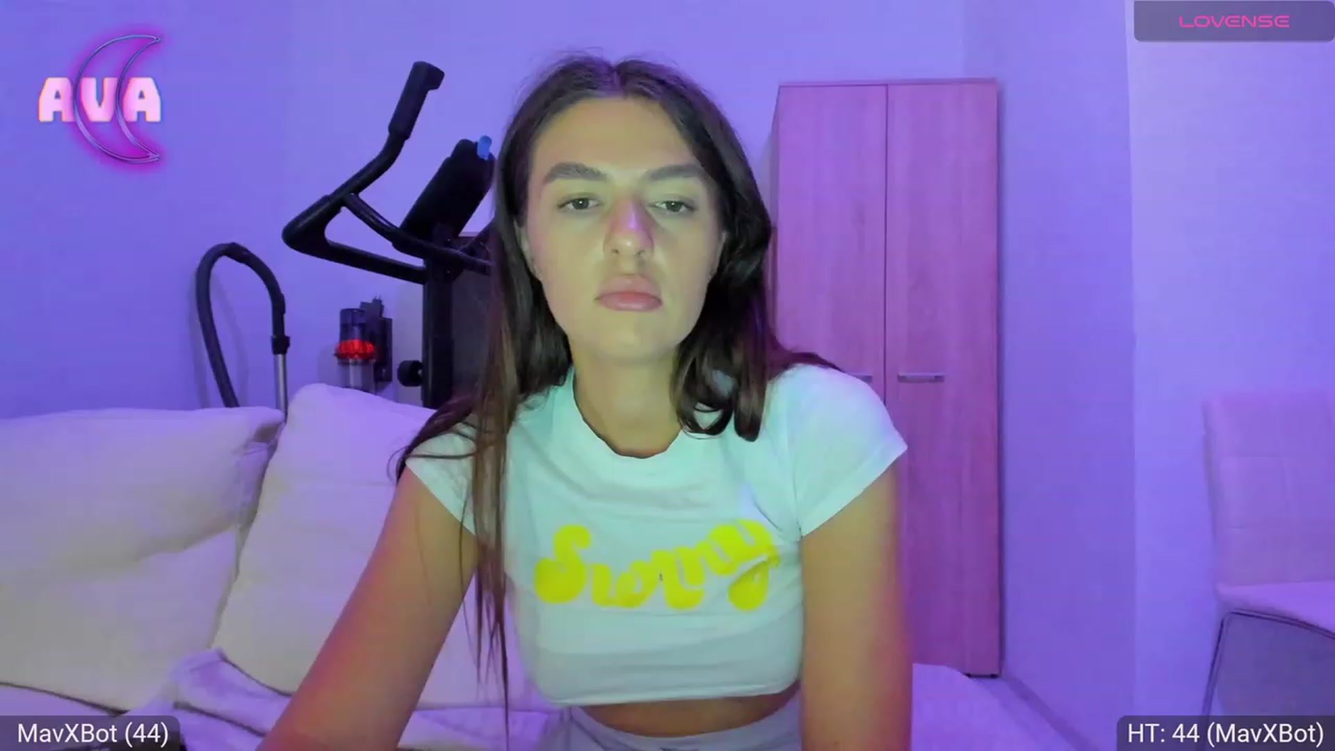 Gallery image thumbnail from AvaMoonlight's myfreecams stream on, 08/20/2023, 21:50 image 13 of 20