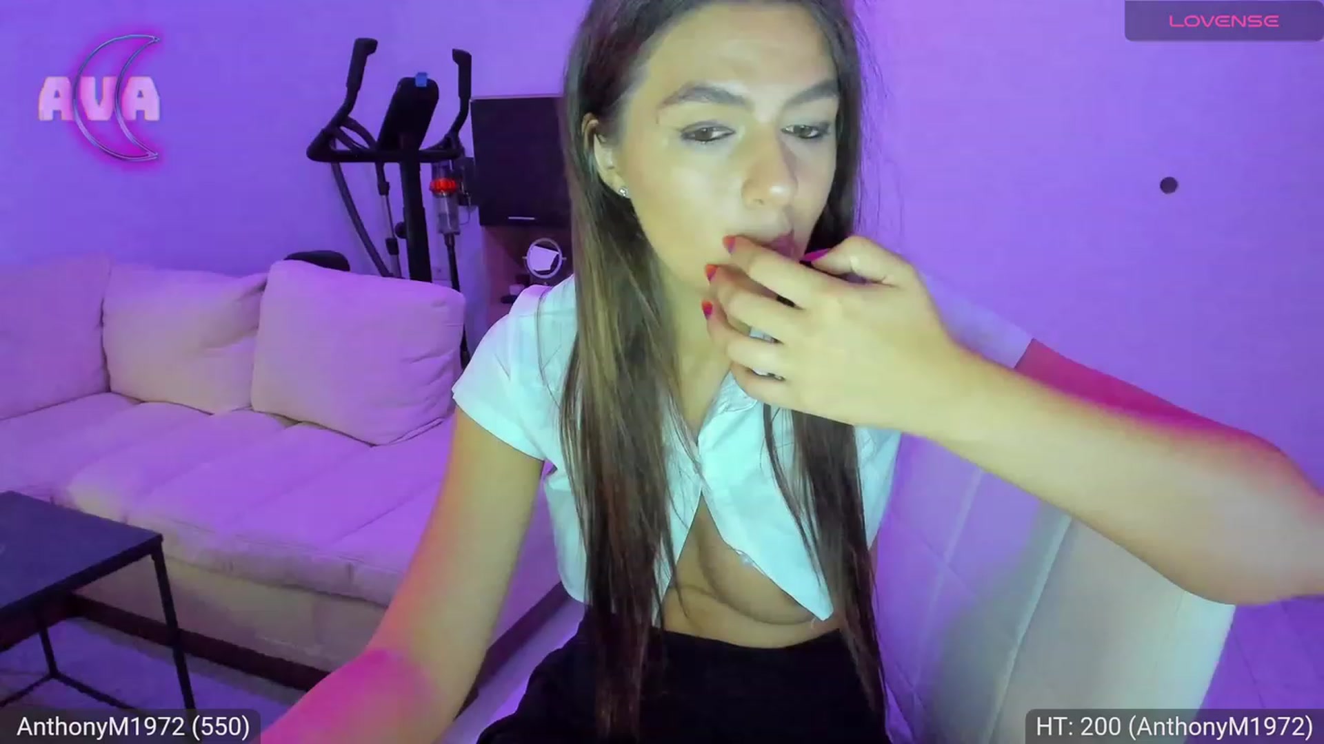 Gallery image thumbnail from AvaMoonlight's myfreecams stream on, 08/23/2023, 24:05 image 11 of 20