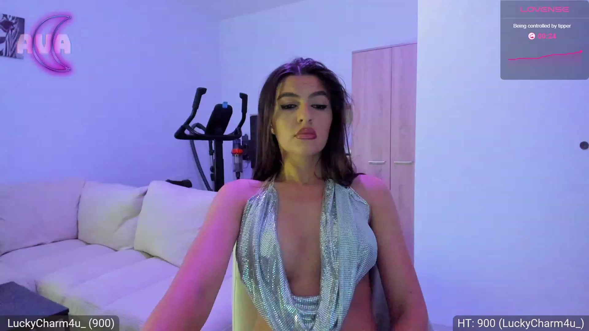 Gallery image thumbnail from AvaMoonlight's myfreecams stream on, 08/24/2023, 24:05 image 9 of 20